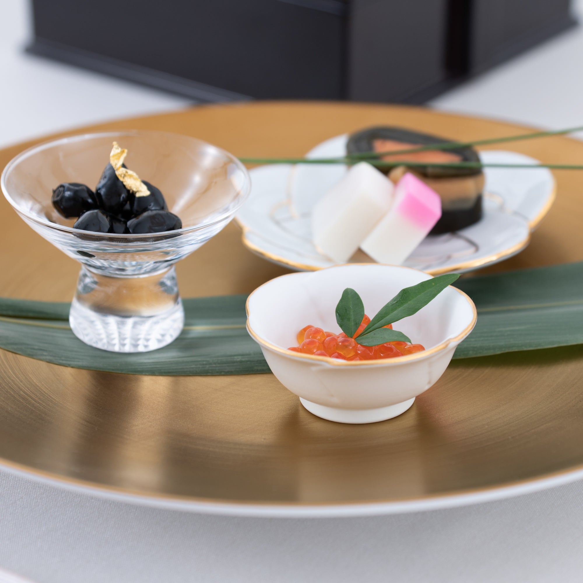 Zuiho Kiln Small Flower Delicacy Small Bowl - MUSUBI KILN - Quality Japanese Tableware and Gift