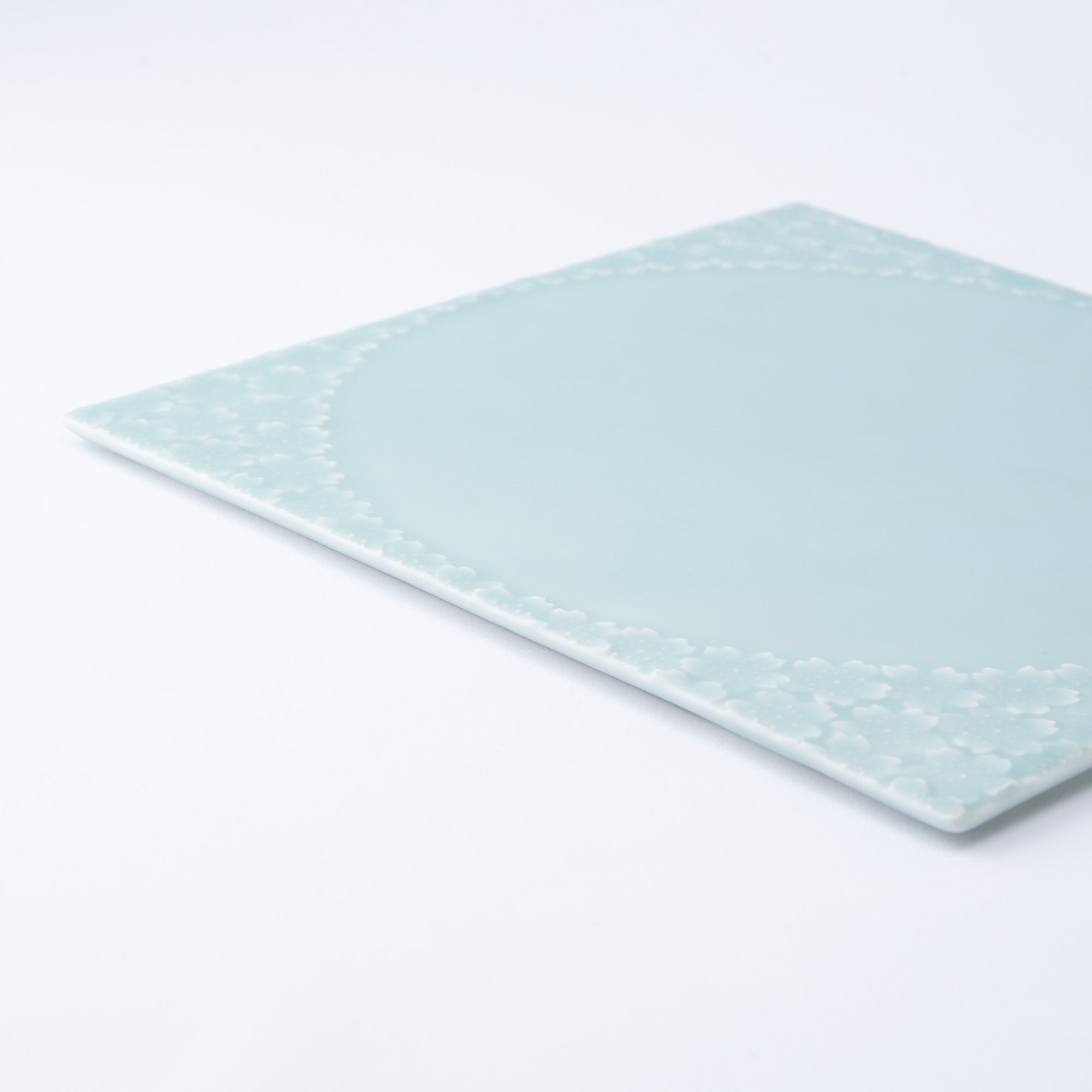 Moist Sakura Square Main Plate