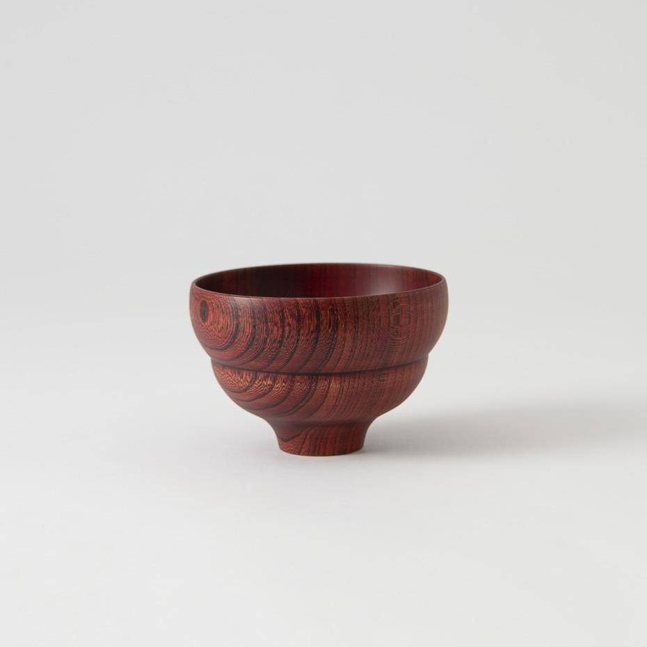 http://musubikiln.com/cdn/shop/products/gatomikio-tsumugi-boke-yamanaka-lacquer-miso-soup-bowl-musubi-kiln-handmade-japanese-tableware-and-japanese-dinnerware-645139.jpg?v=1633597876