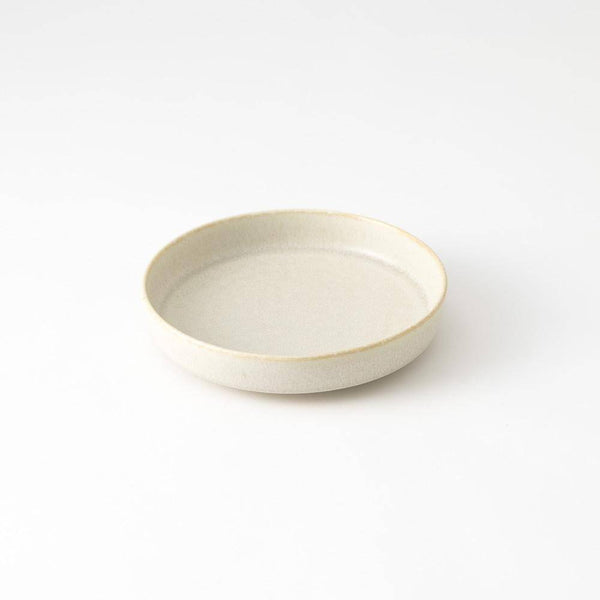 Hibino Gustav Ivory White Mino Ware Round Plate - MUSUBI KILN - Handmade Japanese Tableware and Japanese Dinnerware