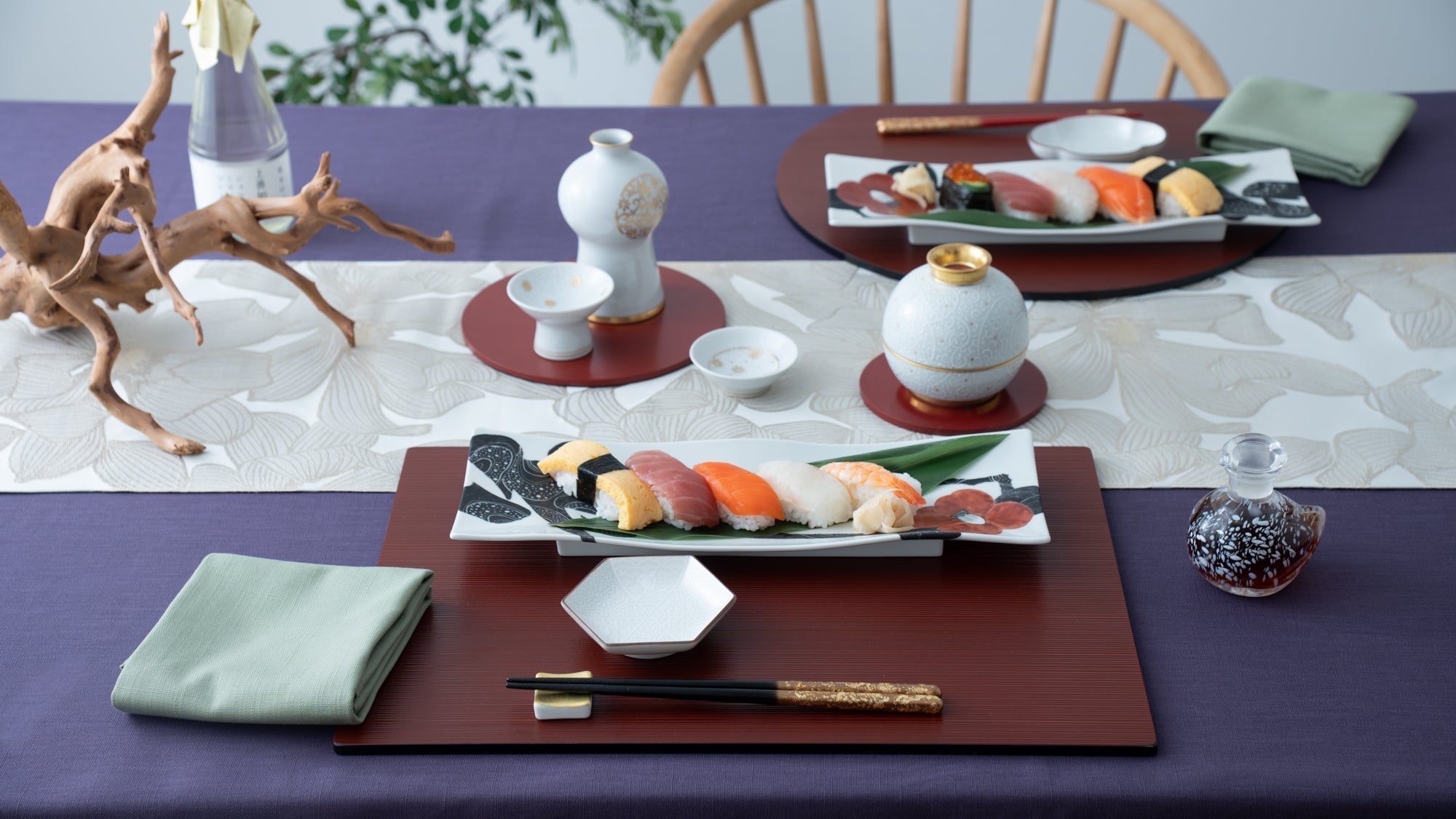 Sushi on Modern Kutani Ware