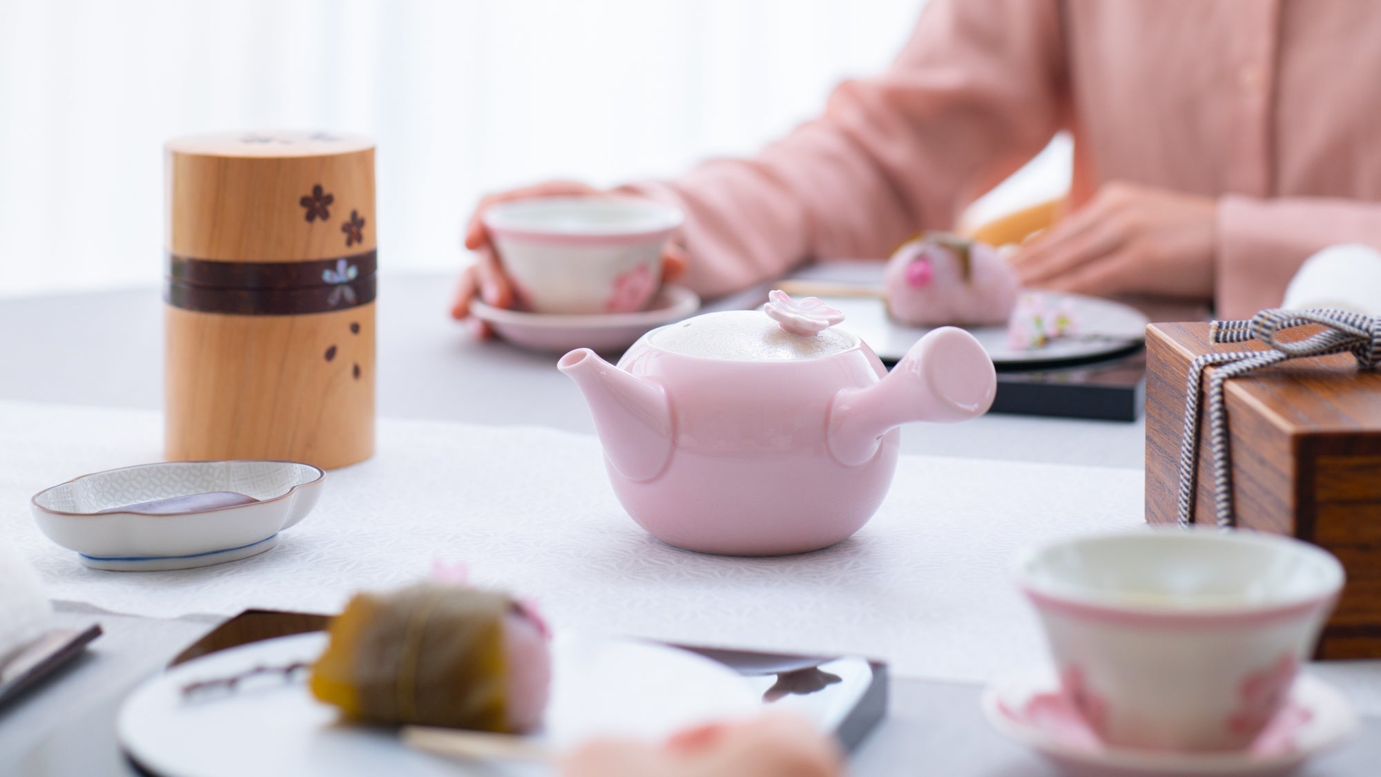 The Delicate Beauty of Sakura Pink Teaware