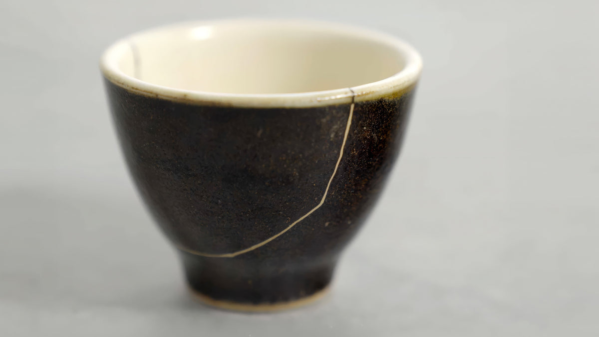 Kintsugi Repair Experience: The Meaning Behind Golden Restoration
