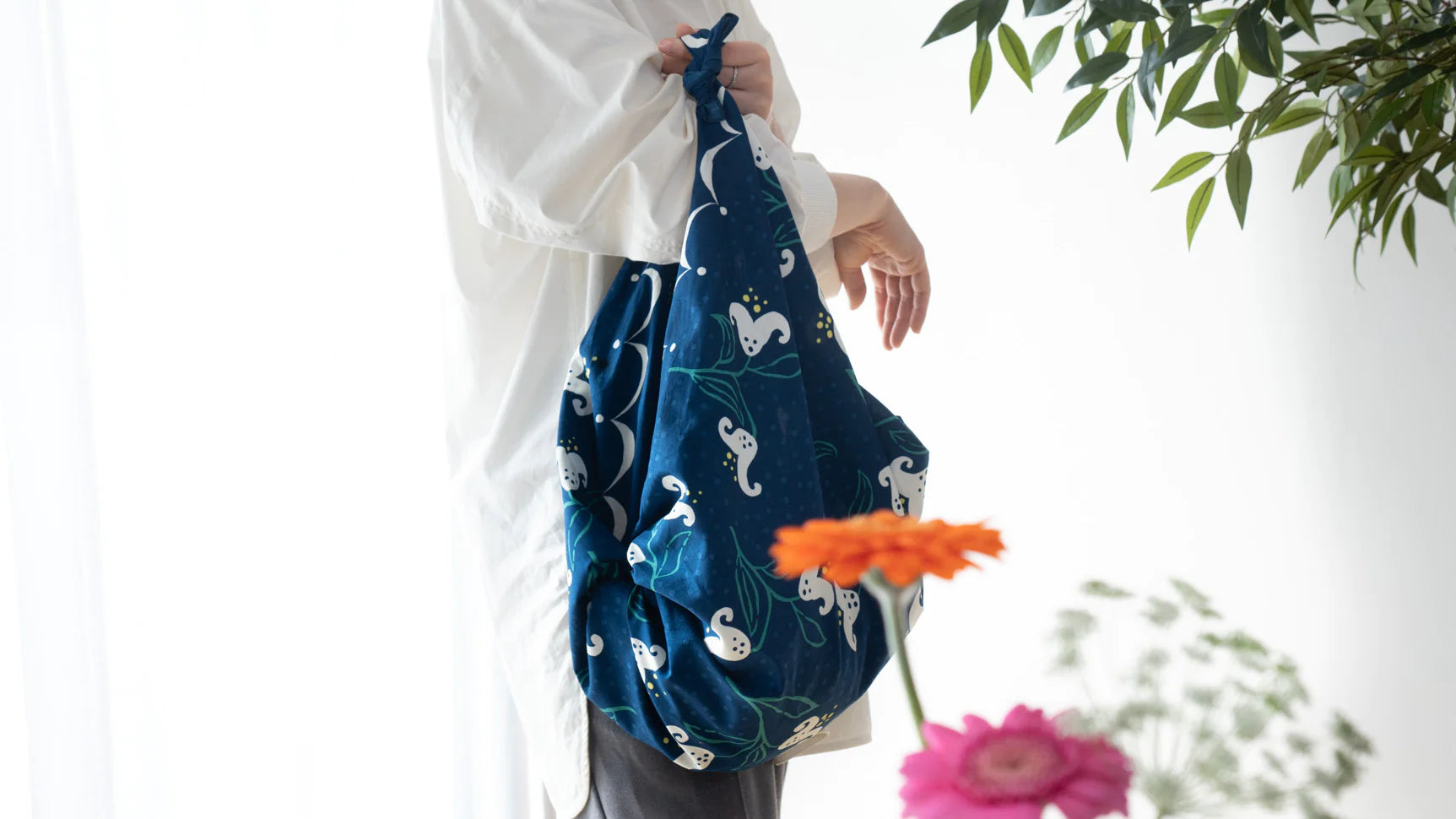 Turn Your Furoshiki Wrapping Cloth into a Handy Bag!