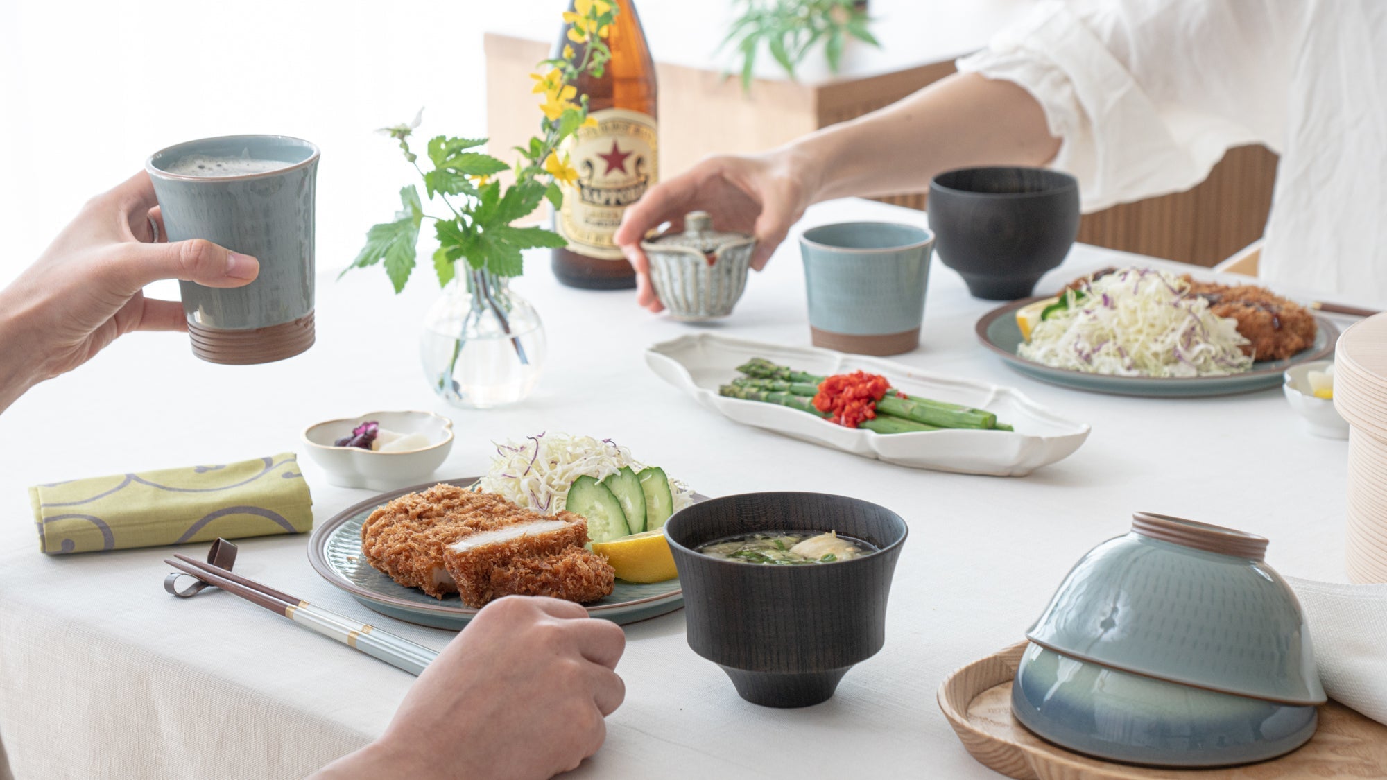 A Hearty Tonkatsu Lunch on Warm Celadon Ware