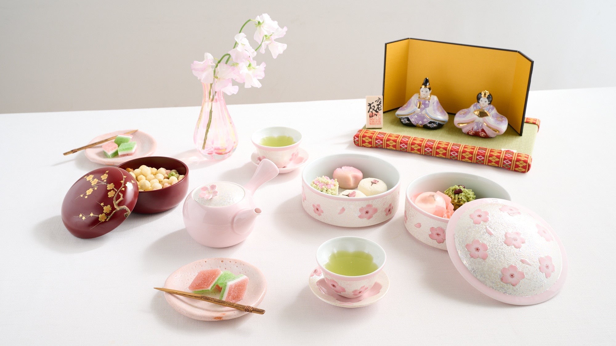 How to Host a Hinamatsuri Tea Party
