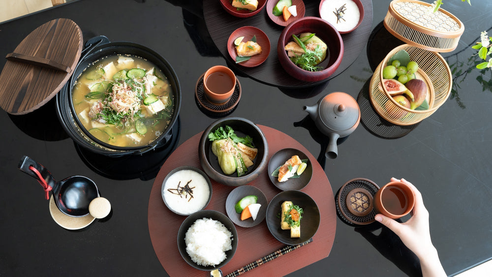 Layered Beauty: Yamanaka Lacquerware Bowls for a Japanese Breakfast