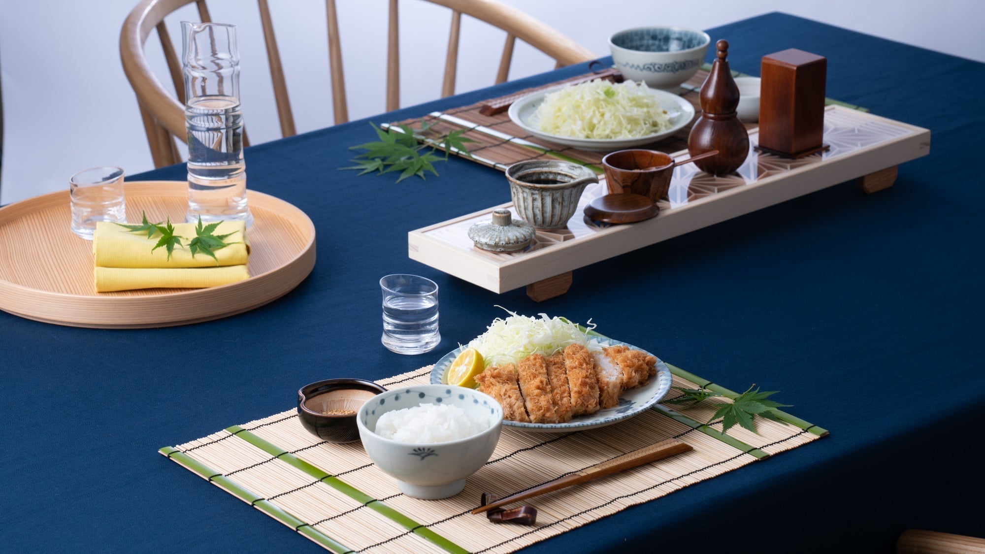 Treat Guests with a Set Meal of "Tonkatsu" (Pork Cutlet)