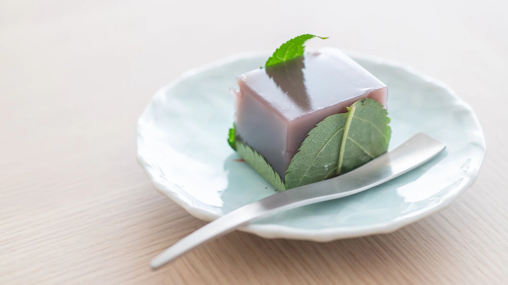 Delightful Summer Treats to Go with Your Tableware - MUSUBI KILN