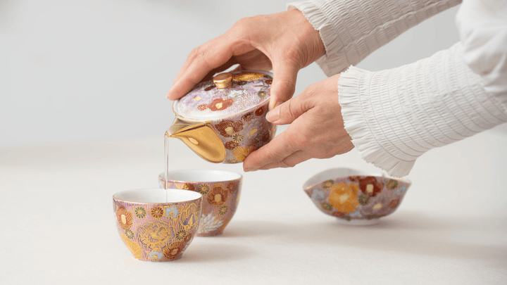 How to Brew Premium Japanese Tea with a Houhin Teapot