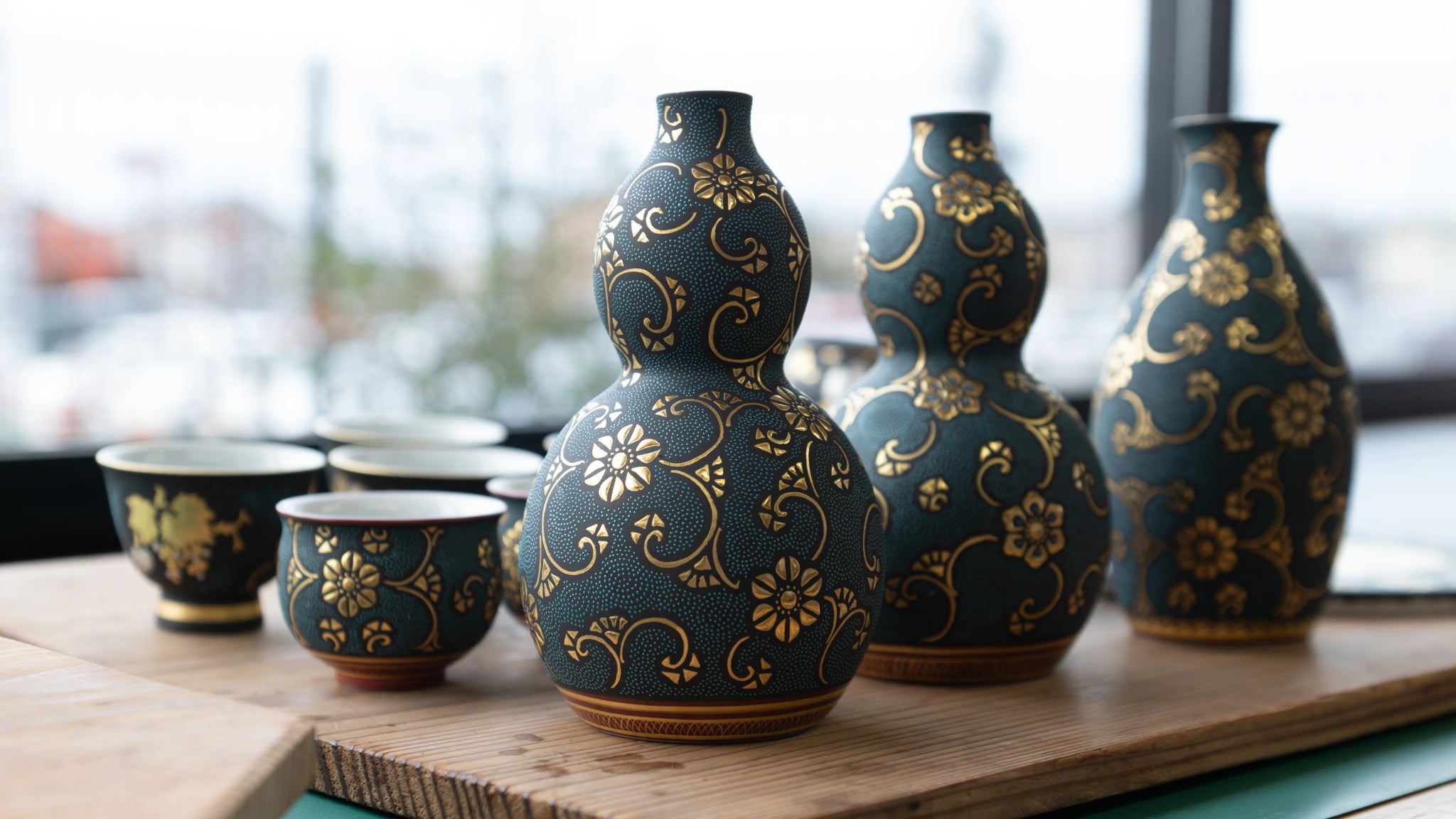 Hidden Gems of Kutani Ware: A Visit to Komatsu City's Artisans - MUSUBI KILN