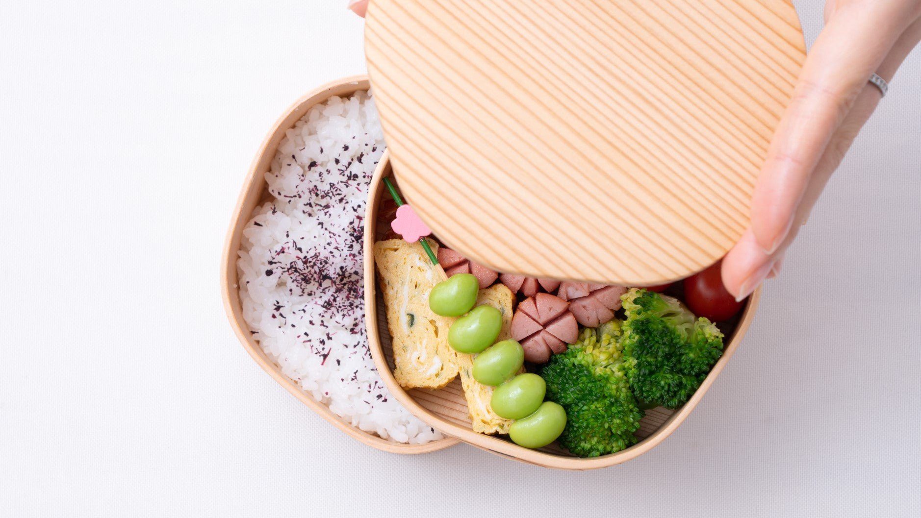 How to make a beautiful "Bento Box" lunch