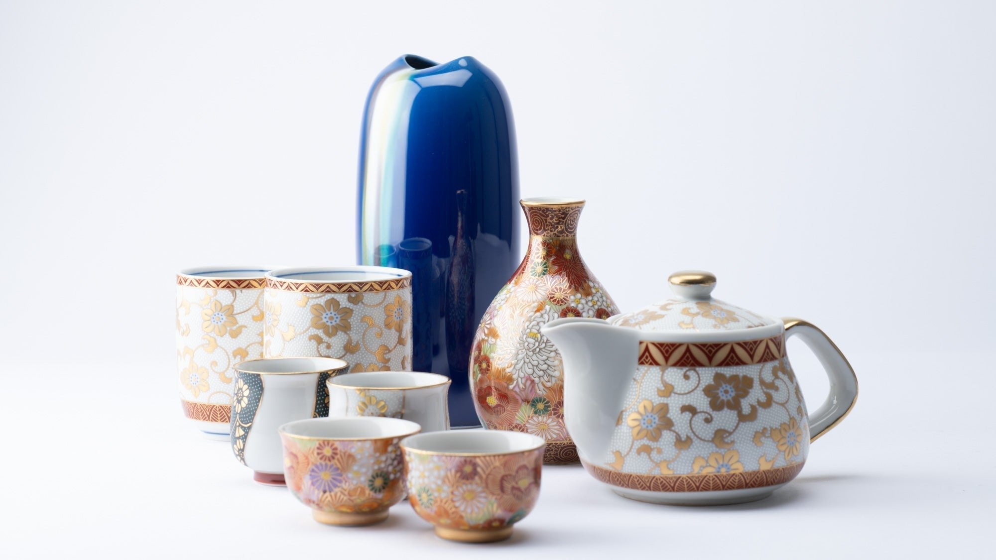 Kutani Ware Styles Born from Japan's Modernization