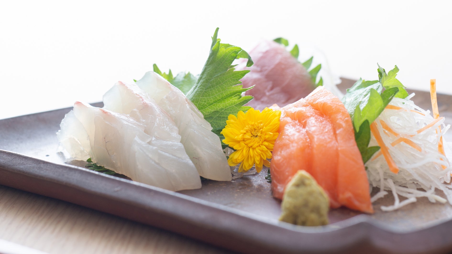 Learning How to Plate Sashimi 