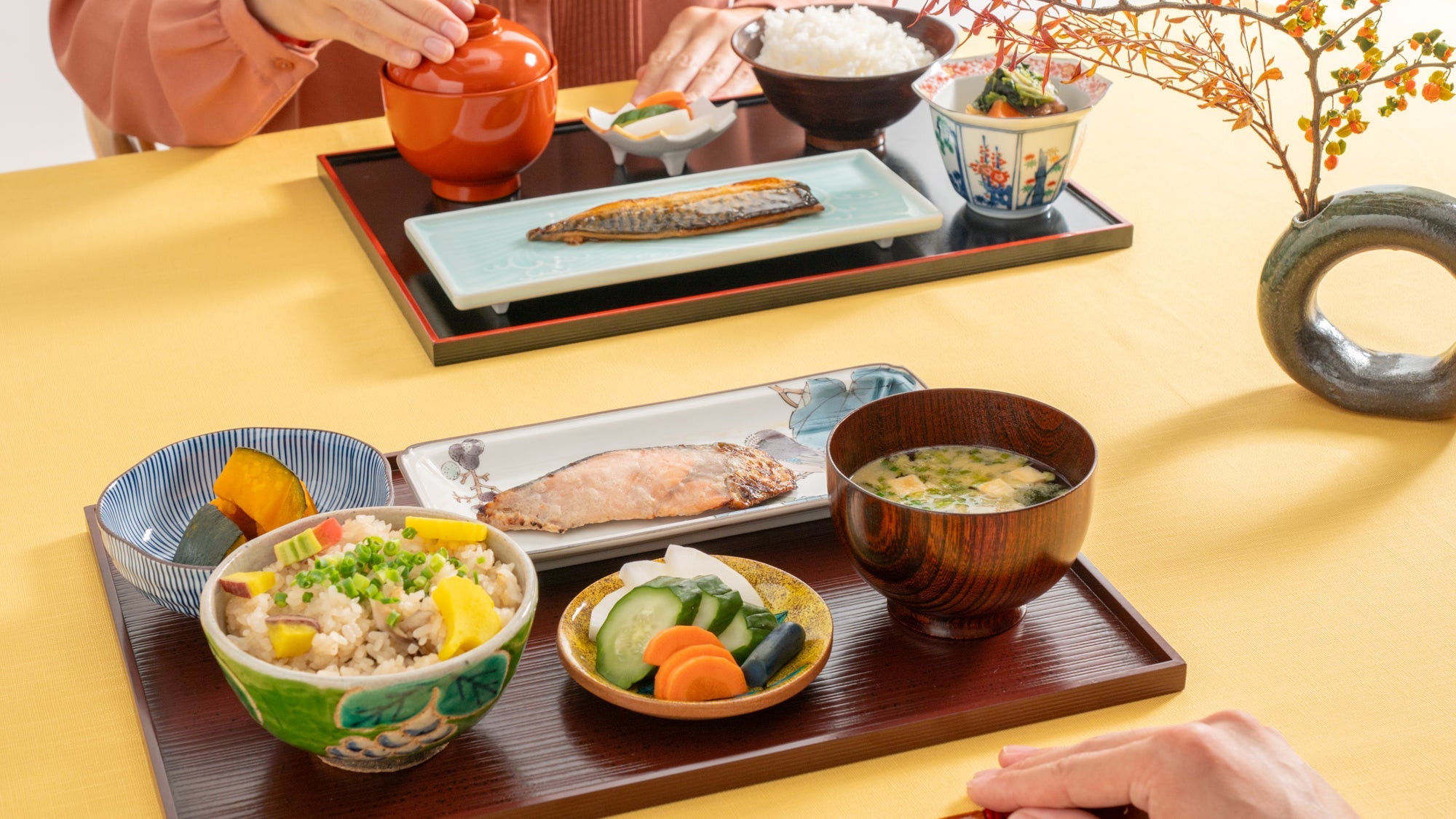 Set for Fall: Musubi Mono Japanese Dinnerware Sets