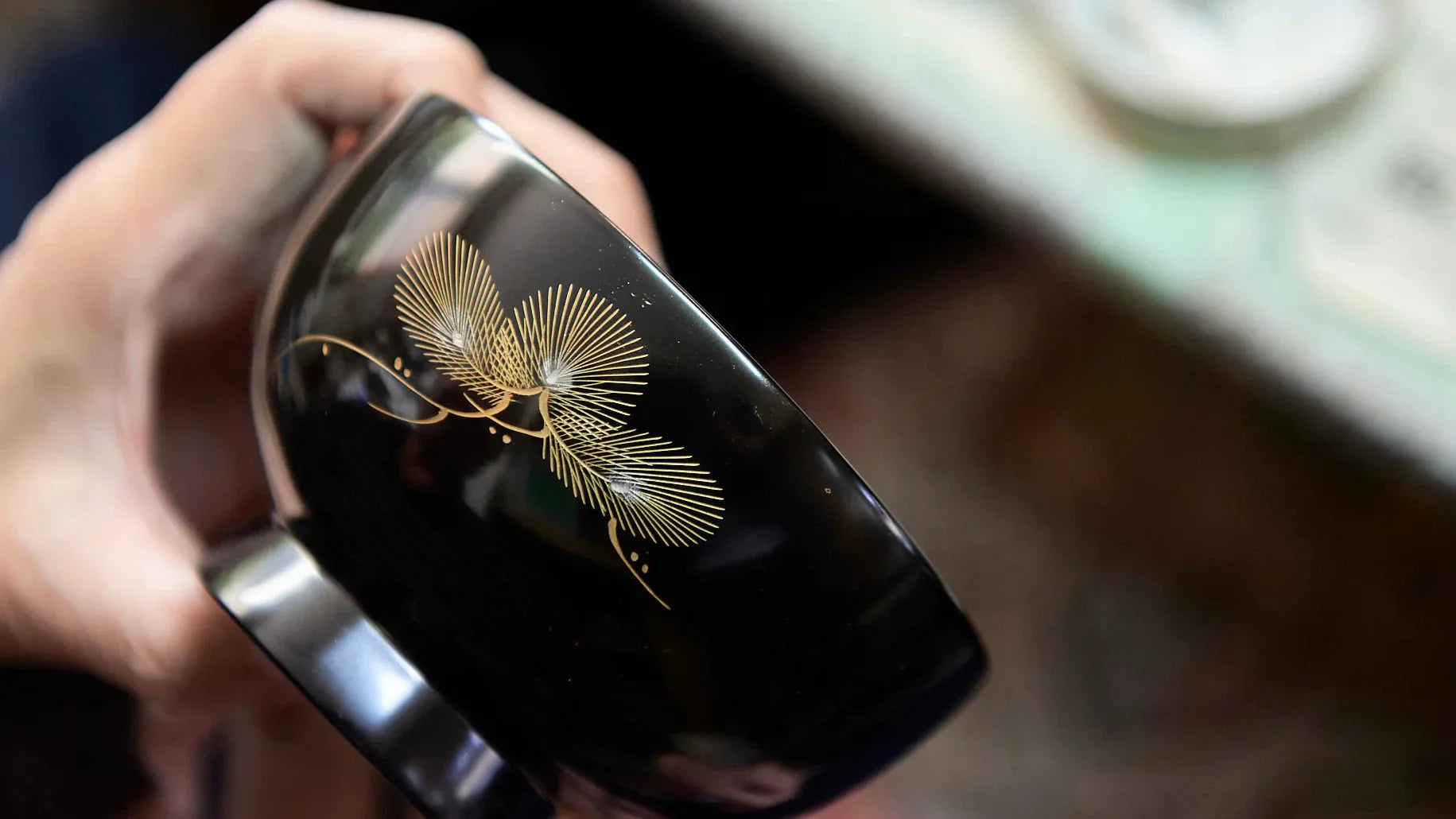 Taya Shikkiten: Where the Artistry of Wajima Lacquerware is Born