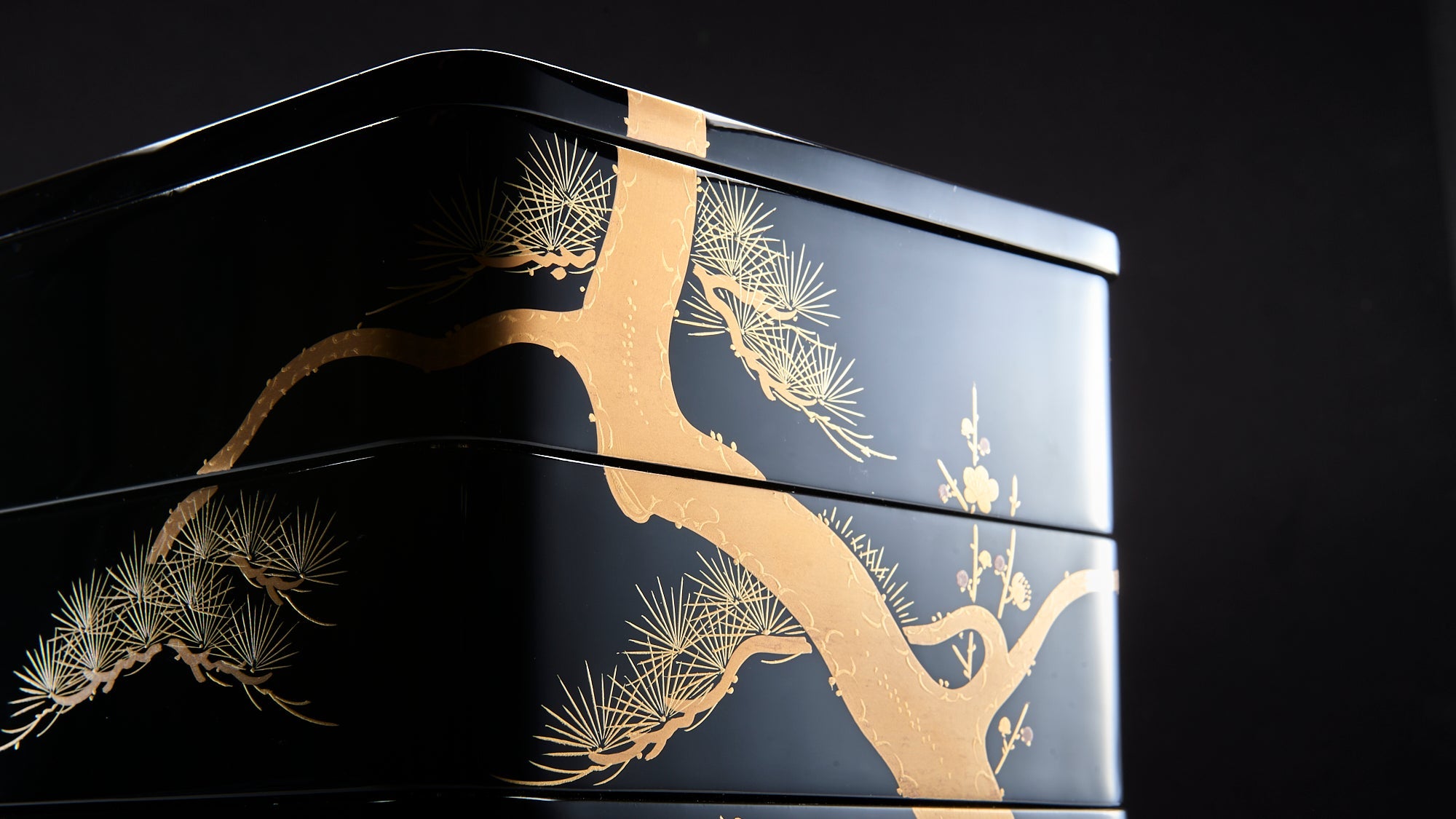 Echizen Lacquerware