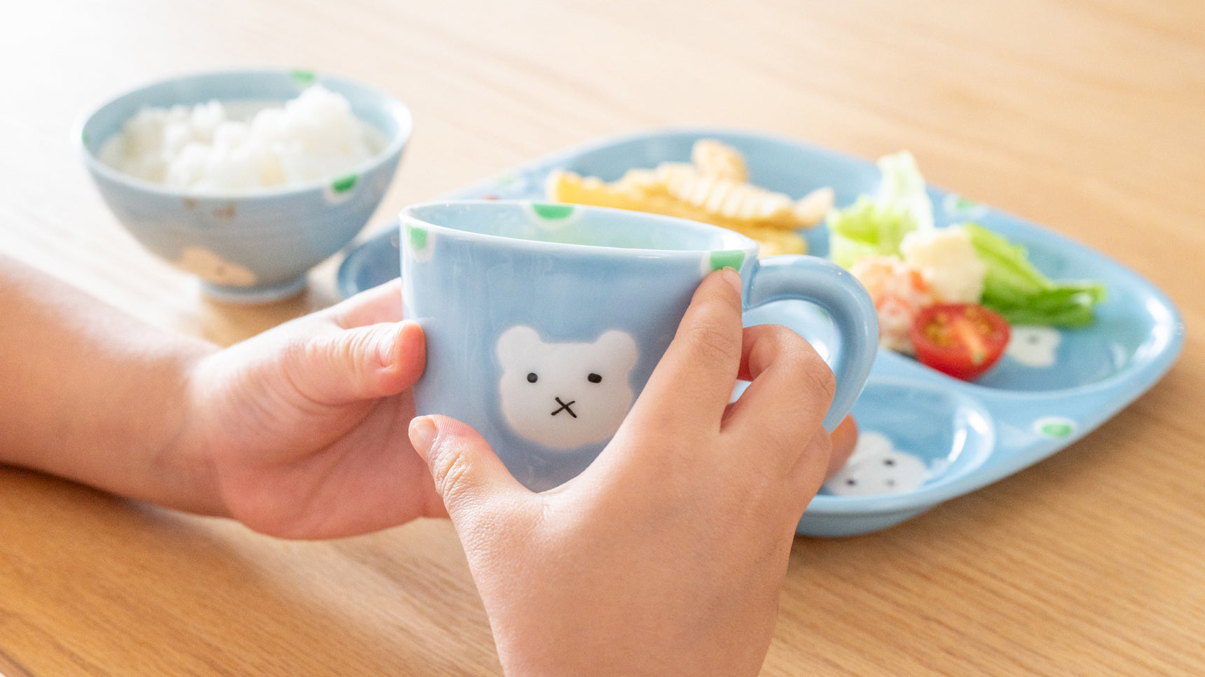 Kids' Tableware