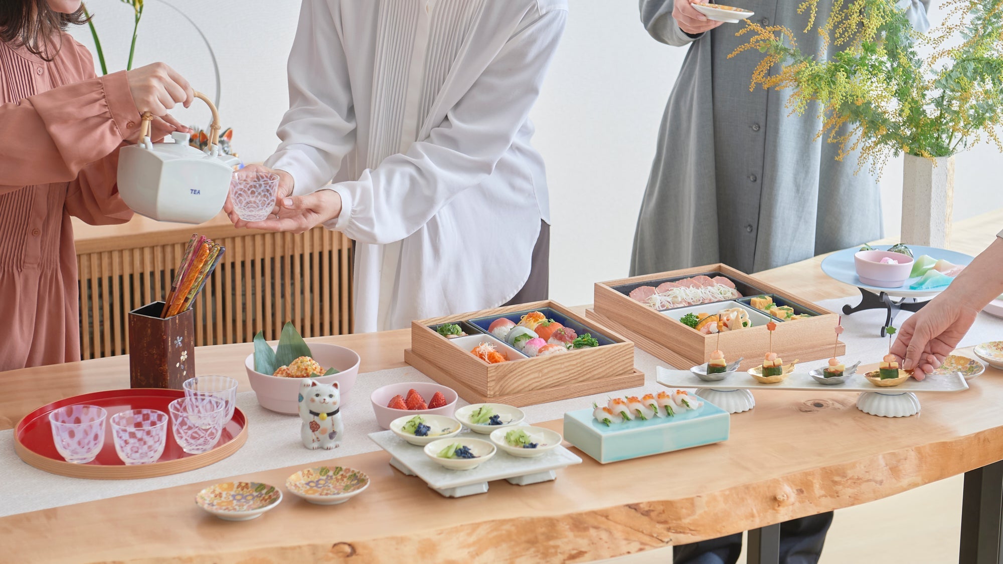 Breezy Buffet : Sharing Spring Fun with Shokado Bento Boxes