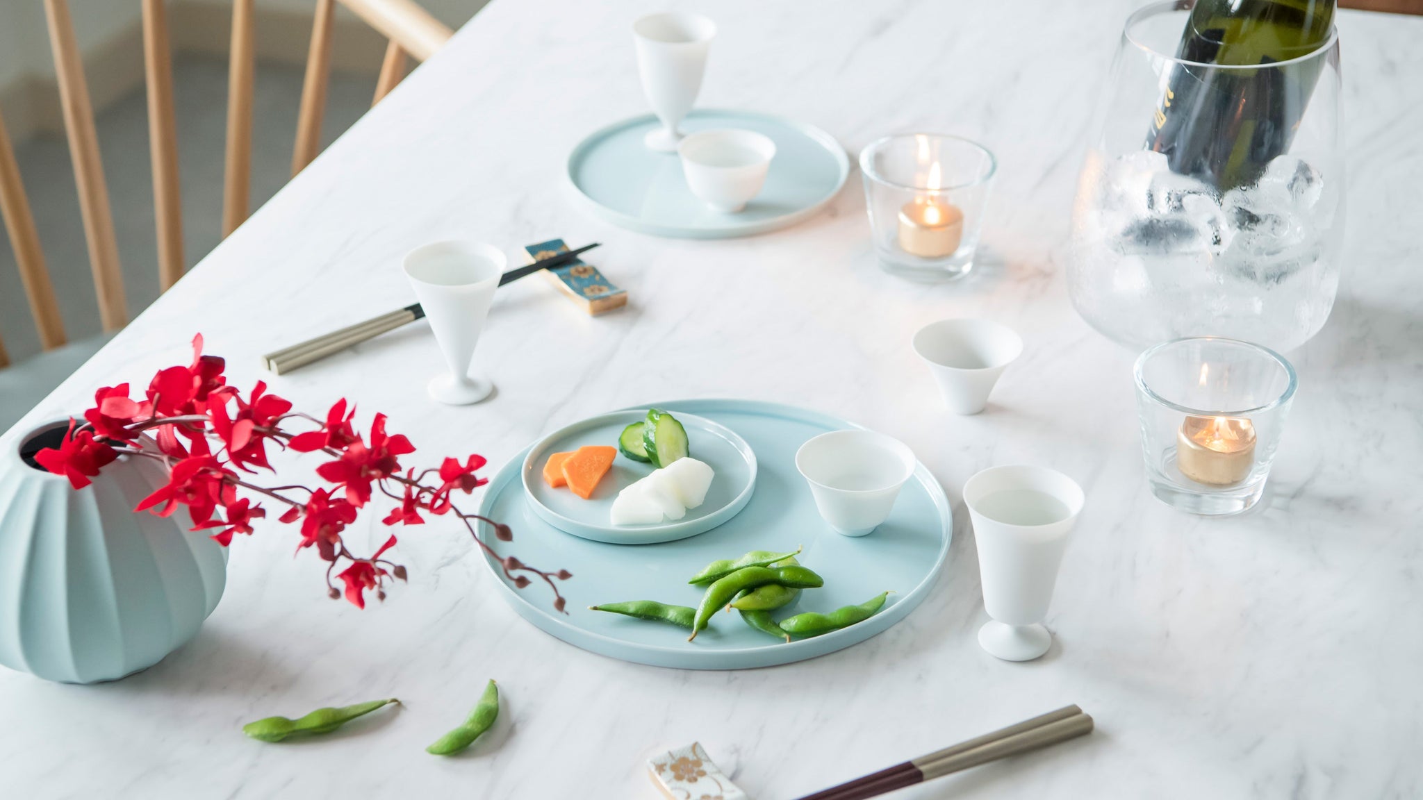 Japanese Table Setting #14 Modern Kutani Sake Set