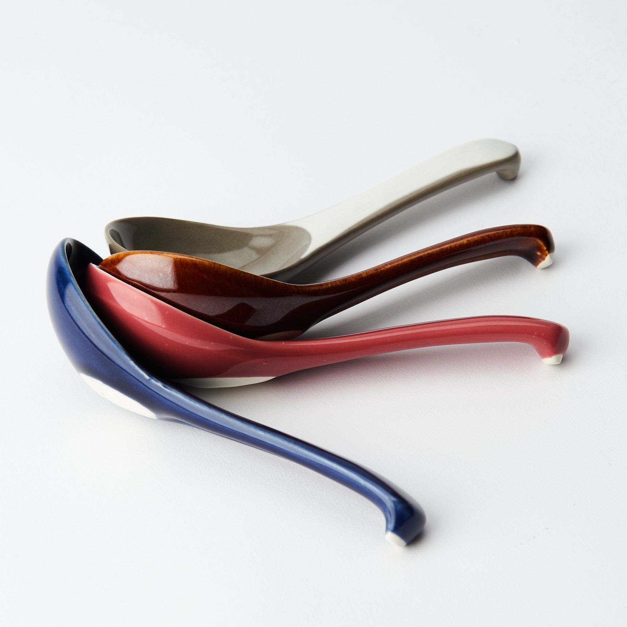 Kikka Chrysanthemum Ramen Spoon (blue)