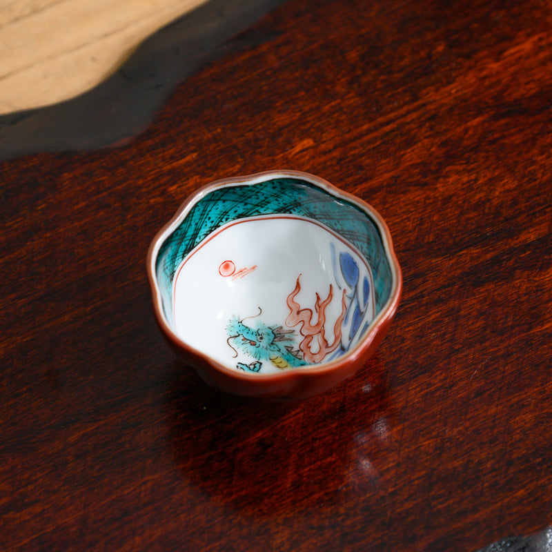 Mitsui Tamekichi Plum-Shaped Dragon Guinomi Sake Cup