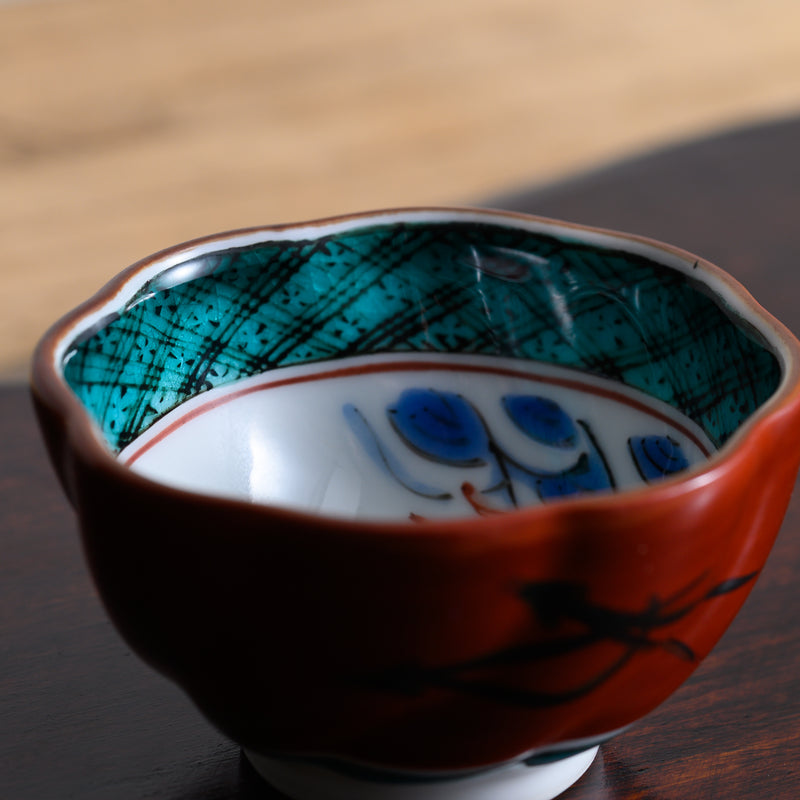 Mitsui Tamekichi Plum-Shaped Dragon Guinomi Sake Cup