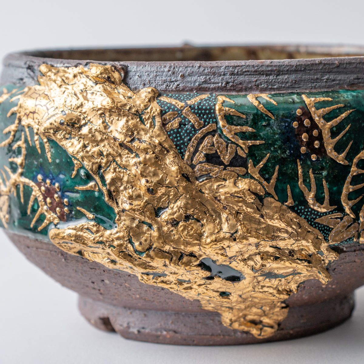 Gold Plum Round Plant Pot
