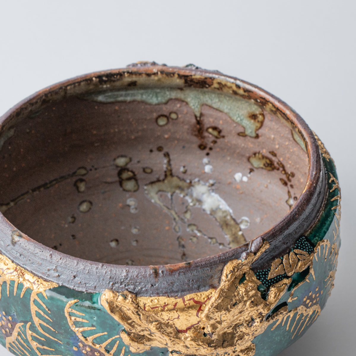 Gold Plum Round Plant Pot