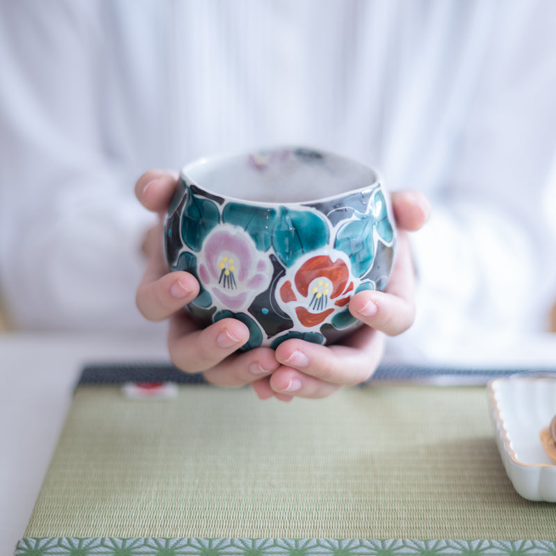 Kokuzou Kiln Painted Camellia Kutani Yunomi Japanese Teacup