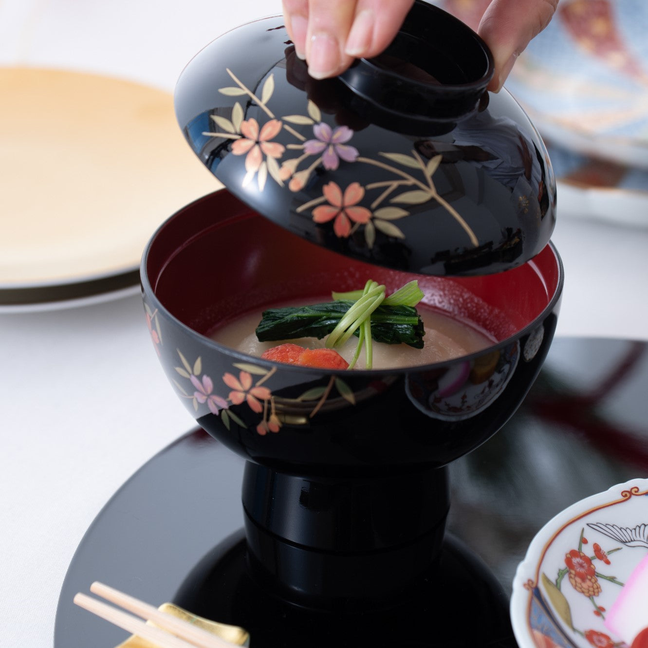 Sakura Soup Bowl with lid