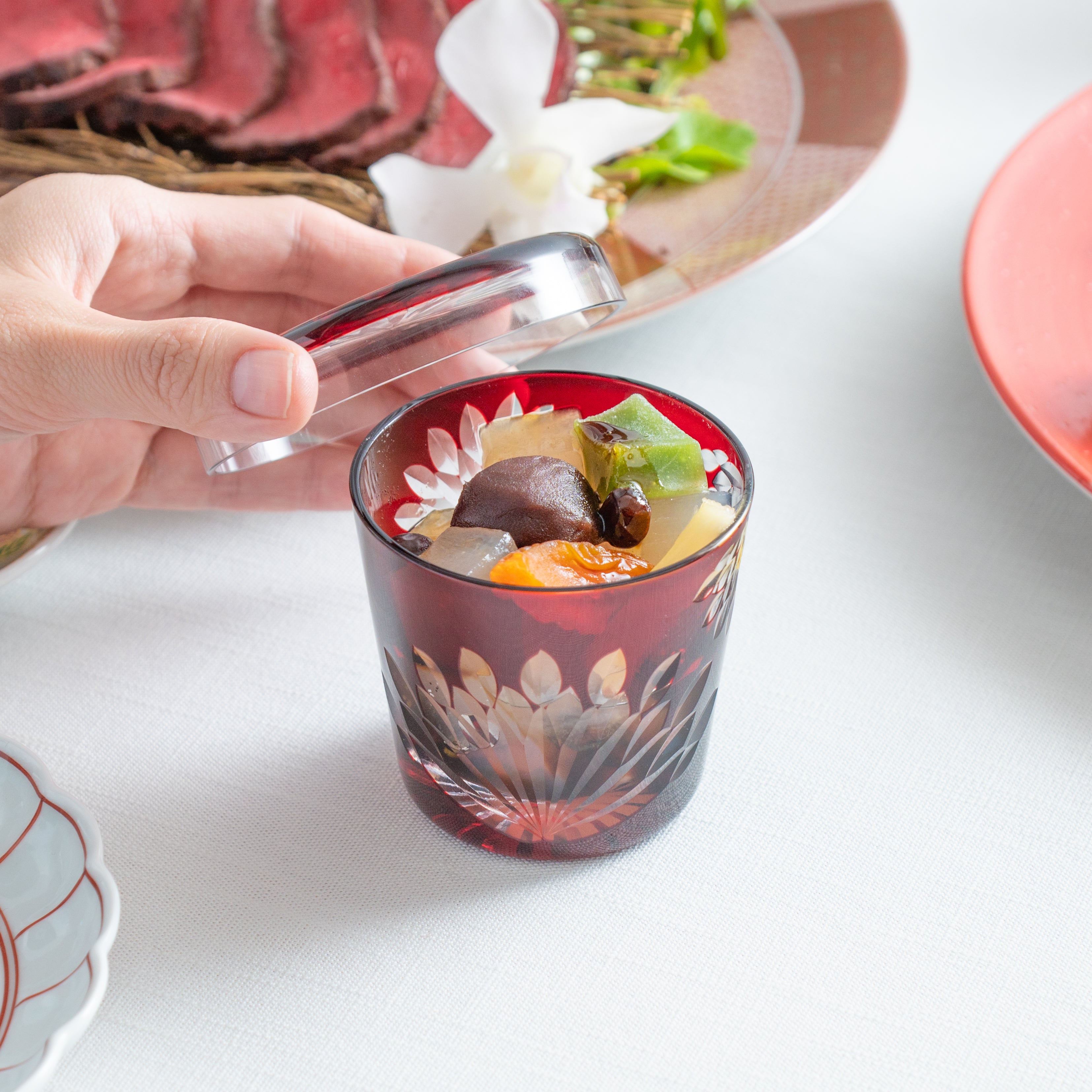 Chrysanthemum Soba Choko Cup with Lid