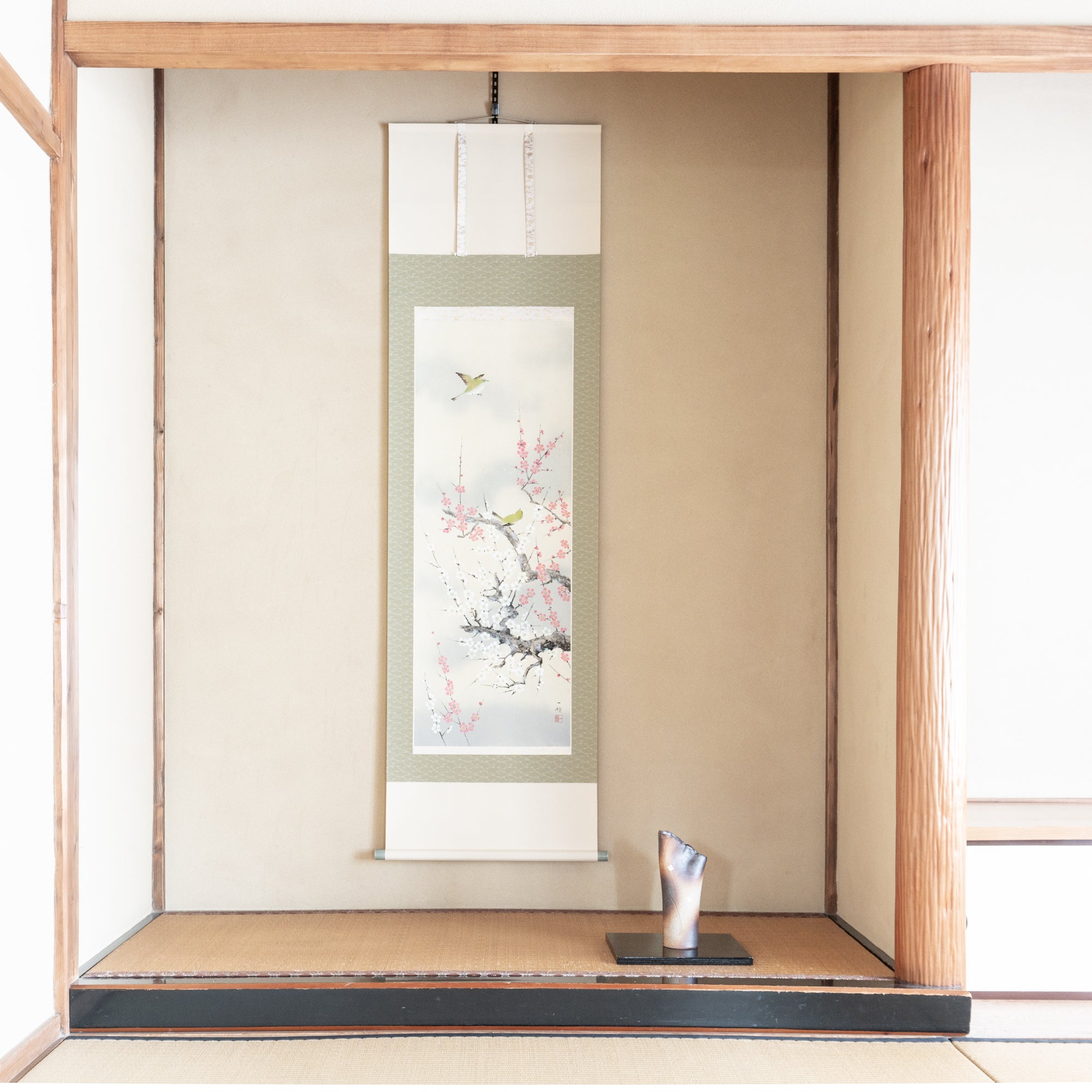 Warbler Among Plum Blossoms Kakejiku Hanging Scroll