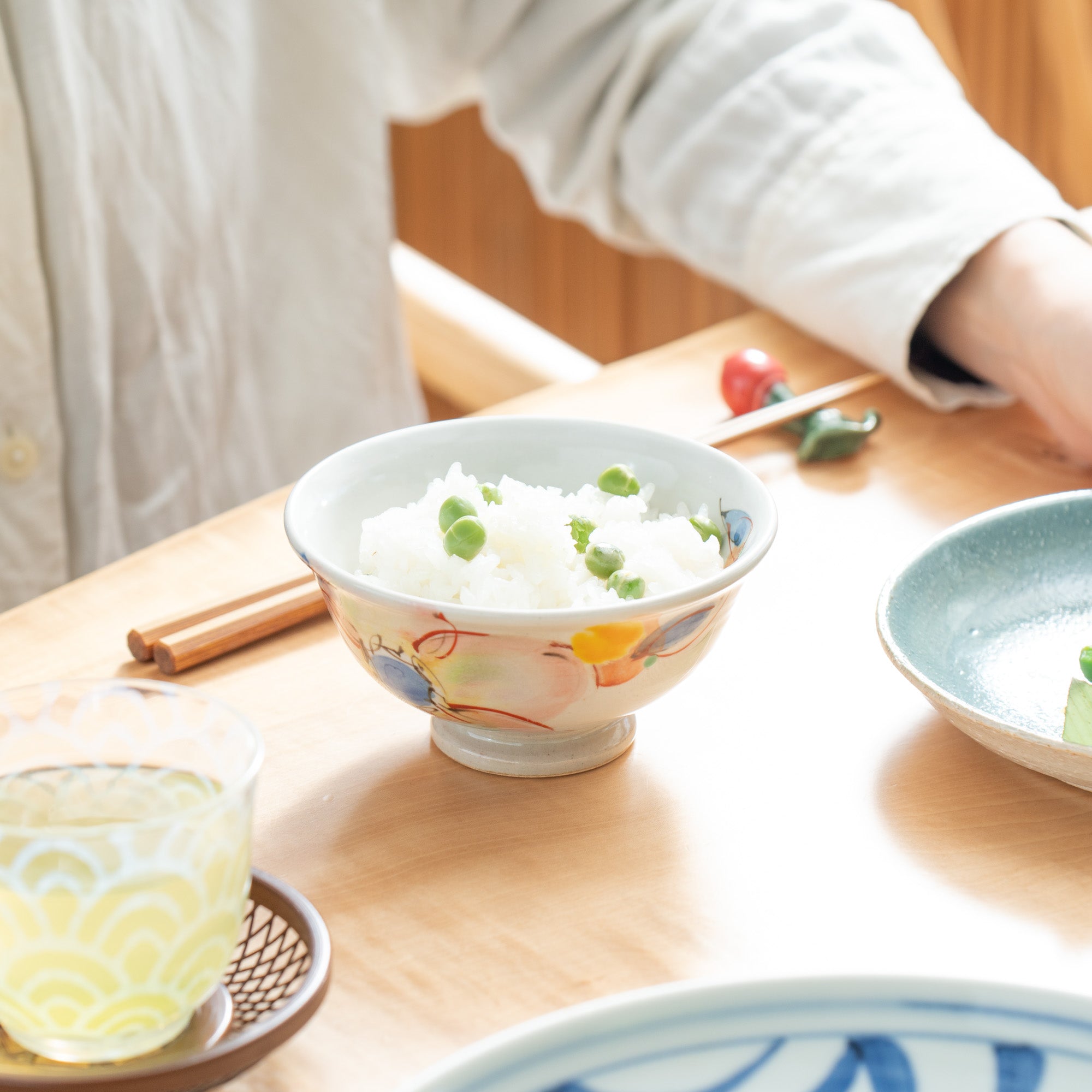 Kokuzou Kiln Flowers In The Wind Kutani Japanese Rice Bowl