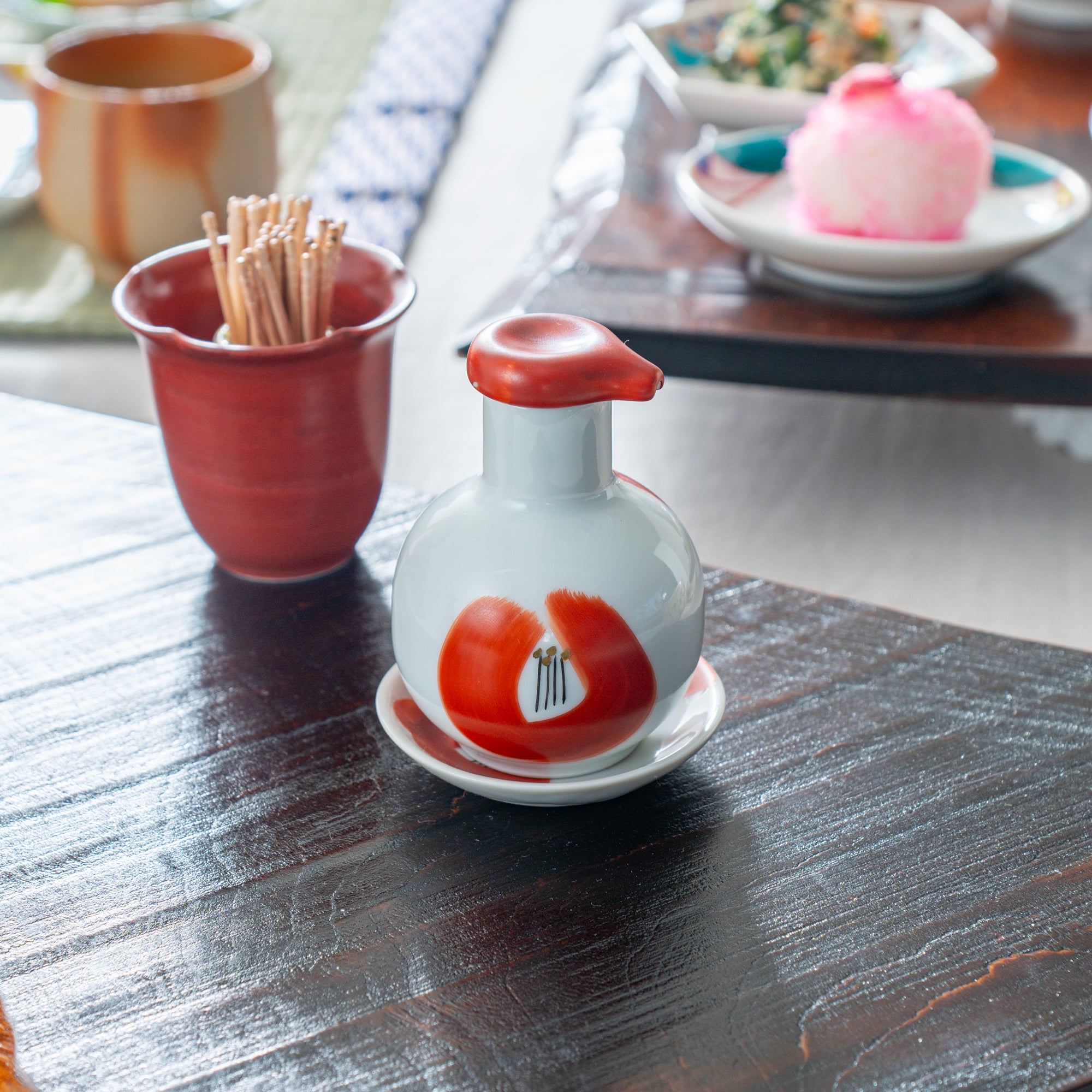 Camellia Soy Sauce Dispenser