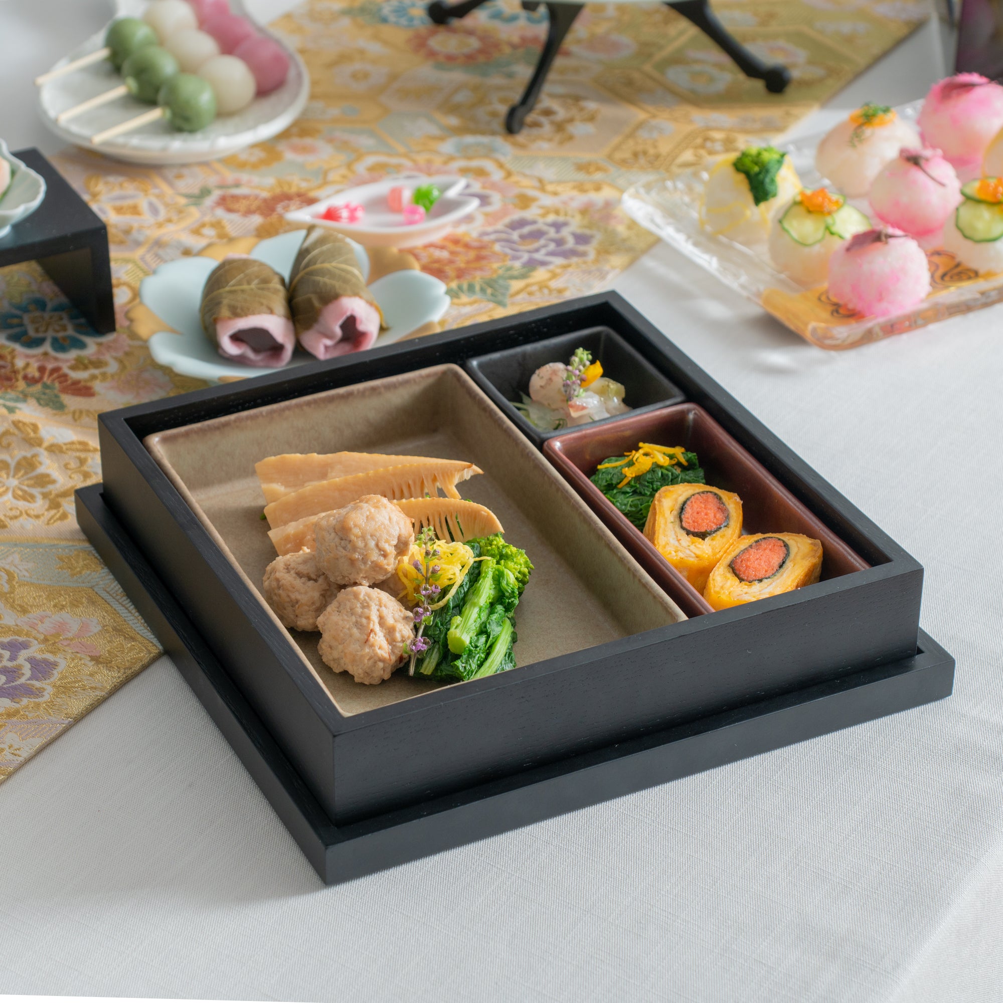 Matte Black Modern Shokado Bento Box M