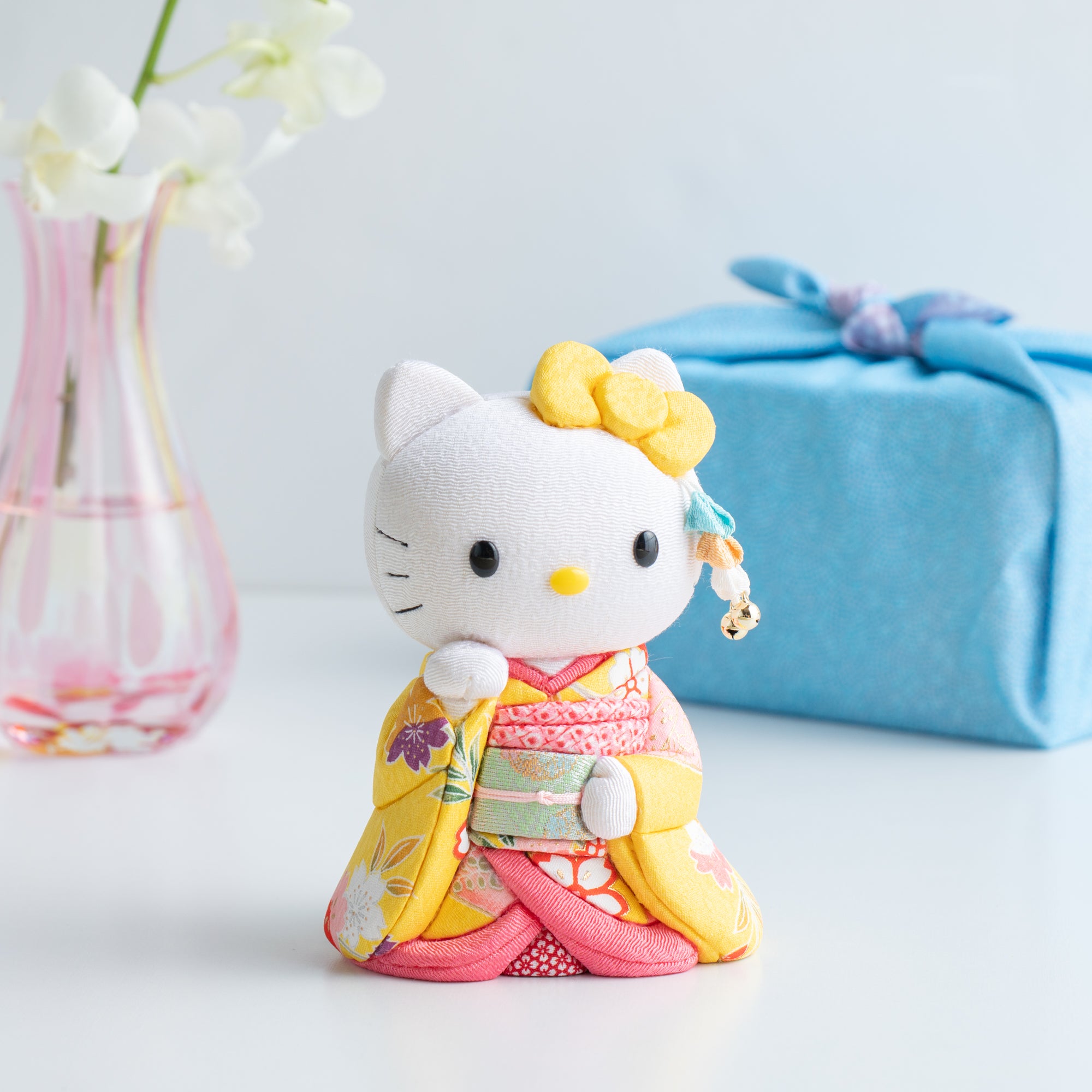 Yellow Maiko Styled Hello Kitty Lucky Cat