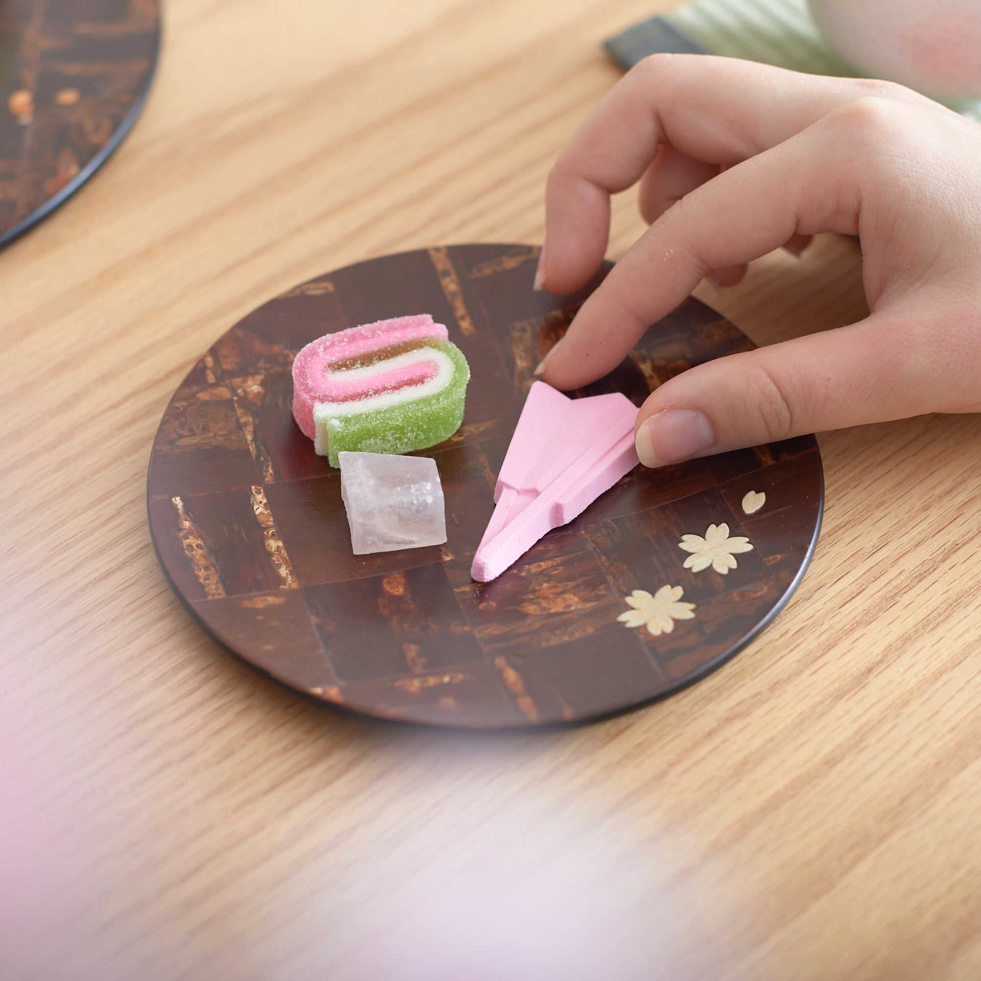 Checkered Pattern Side Plate Set