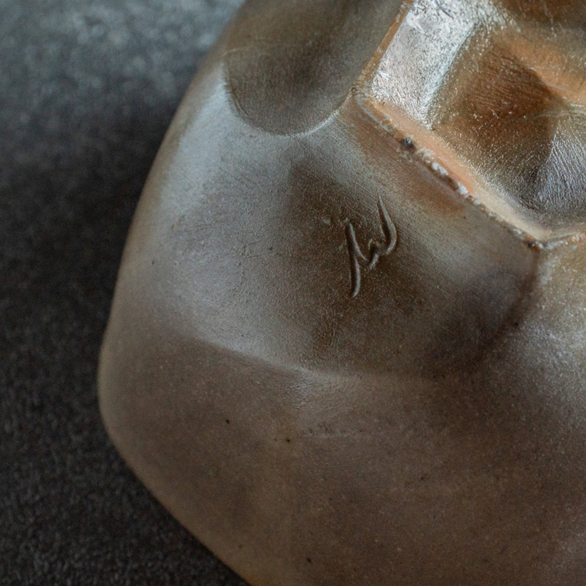 Ao-Bizen Five-Sided Matcha Bowl