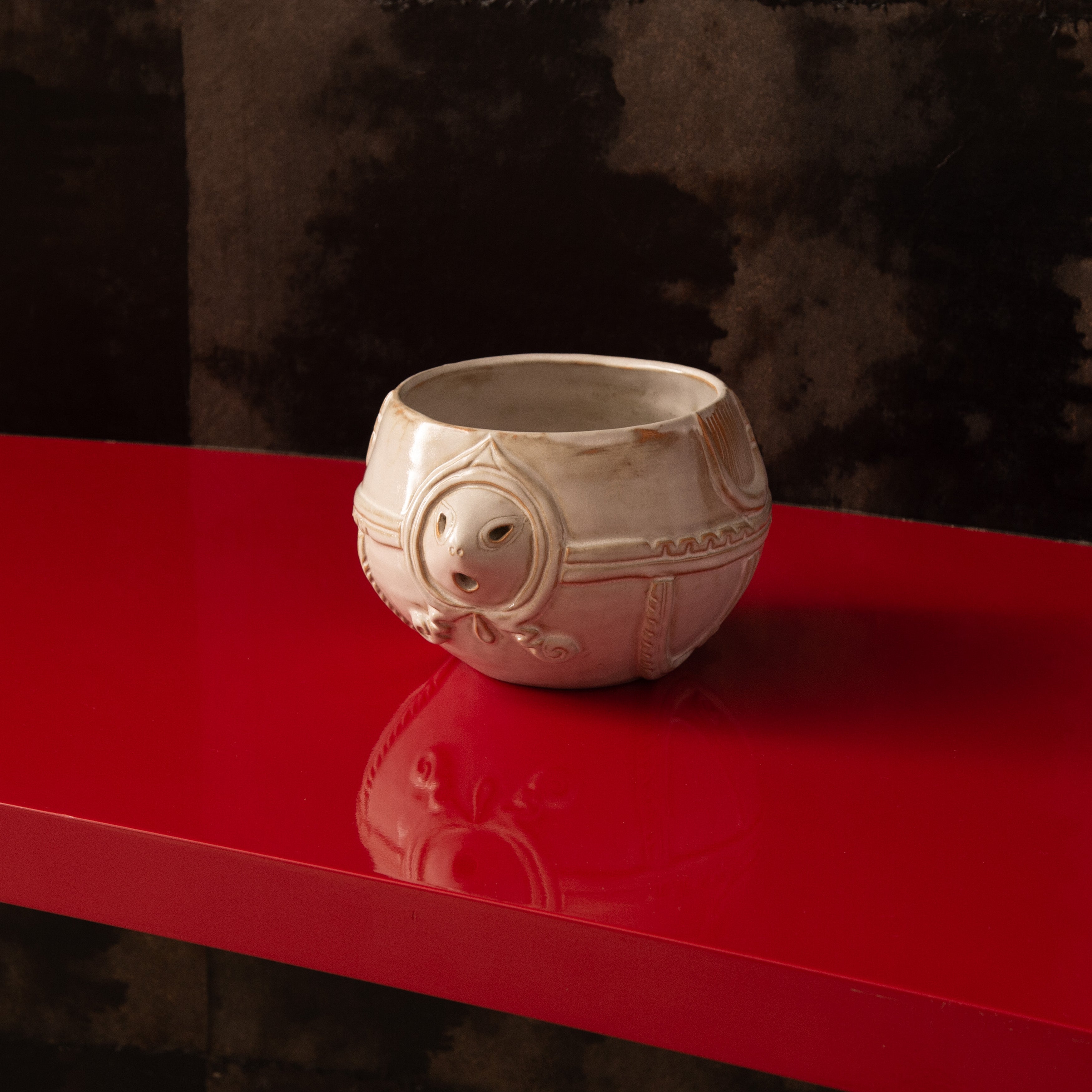 Taido White Jomon Cachepot