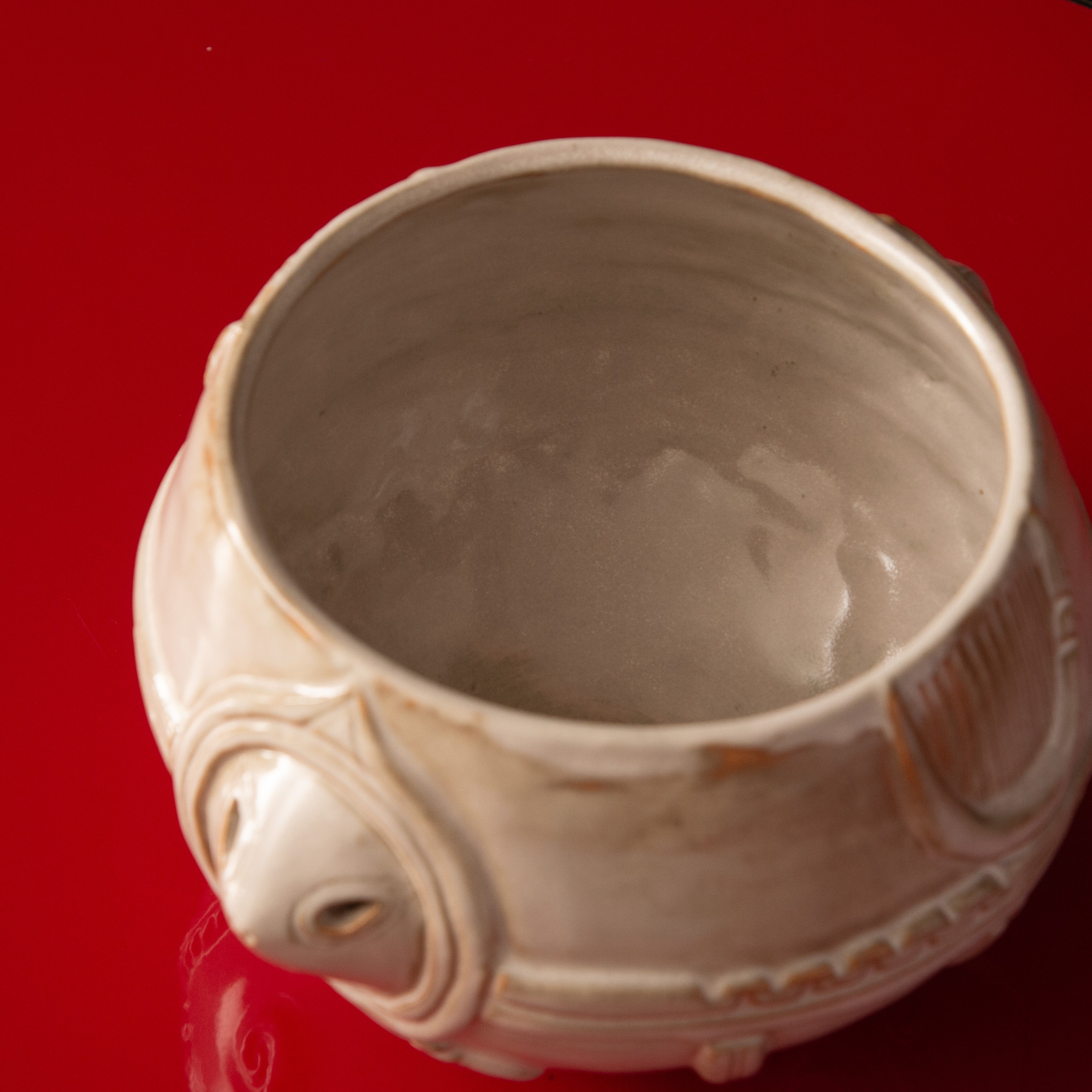 Taido White Jomon Cachepot