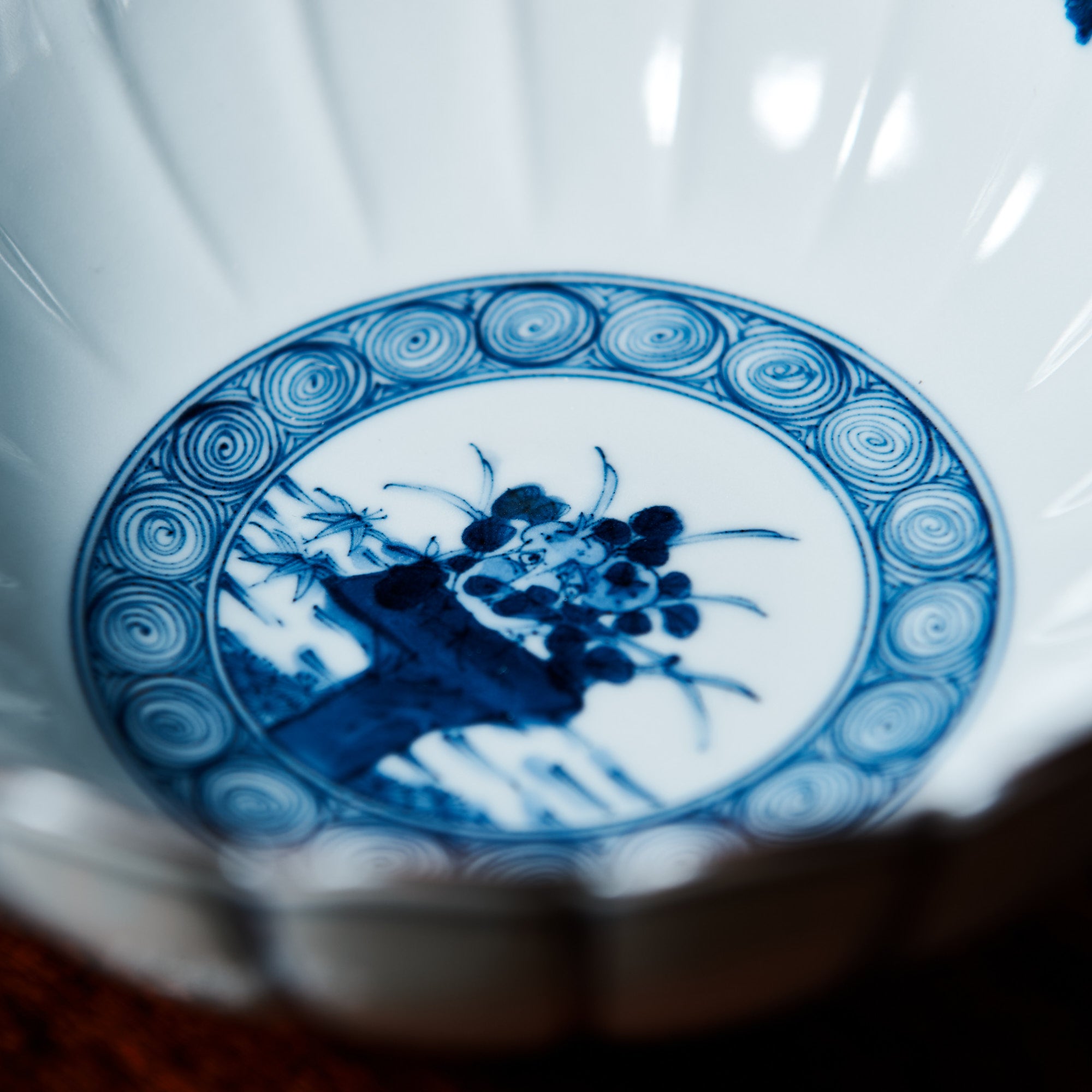 Auspicious Bird Chrysanthemum Medium Bowl