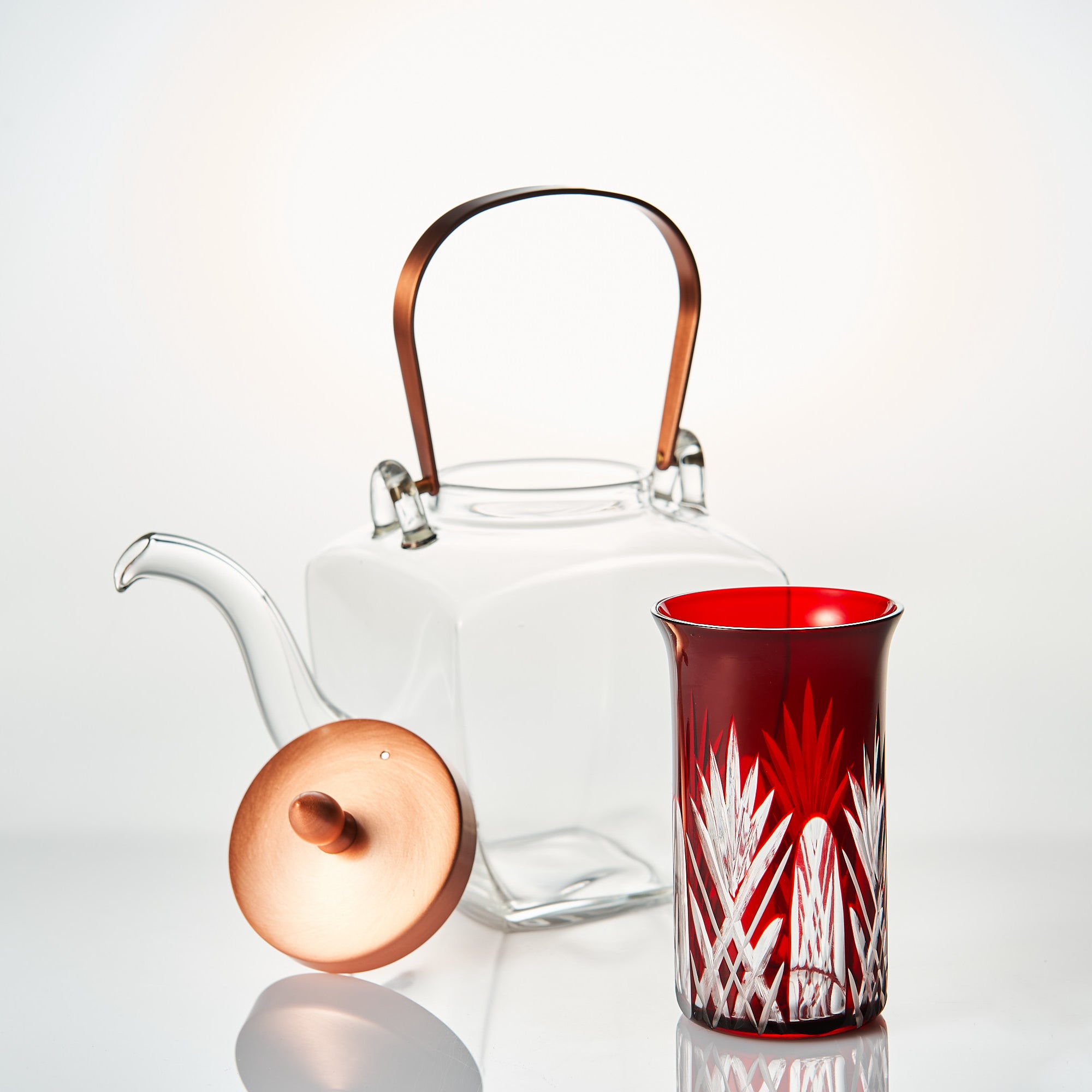Crimson Glow Sake Pot
