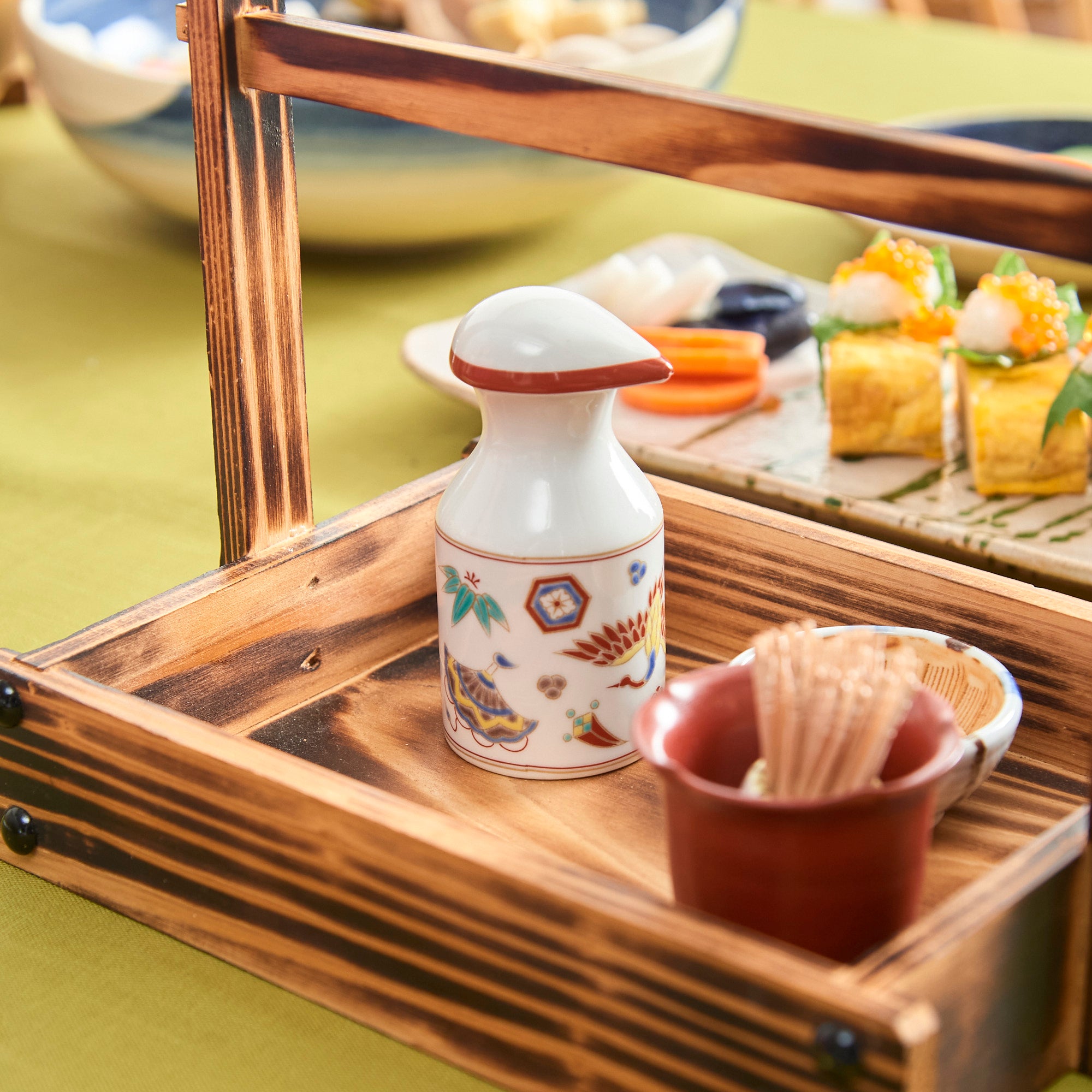 Patterned Soy Sauce Dispenser