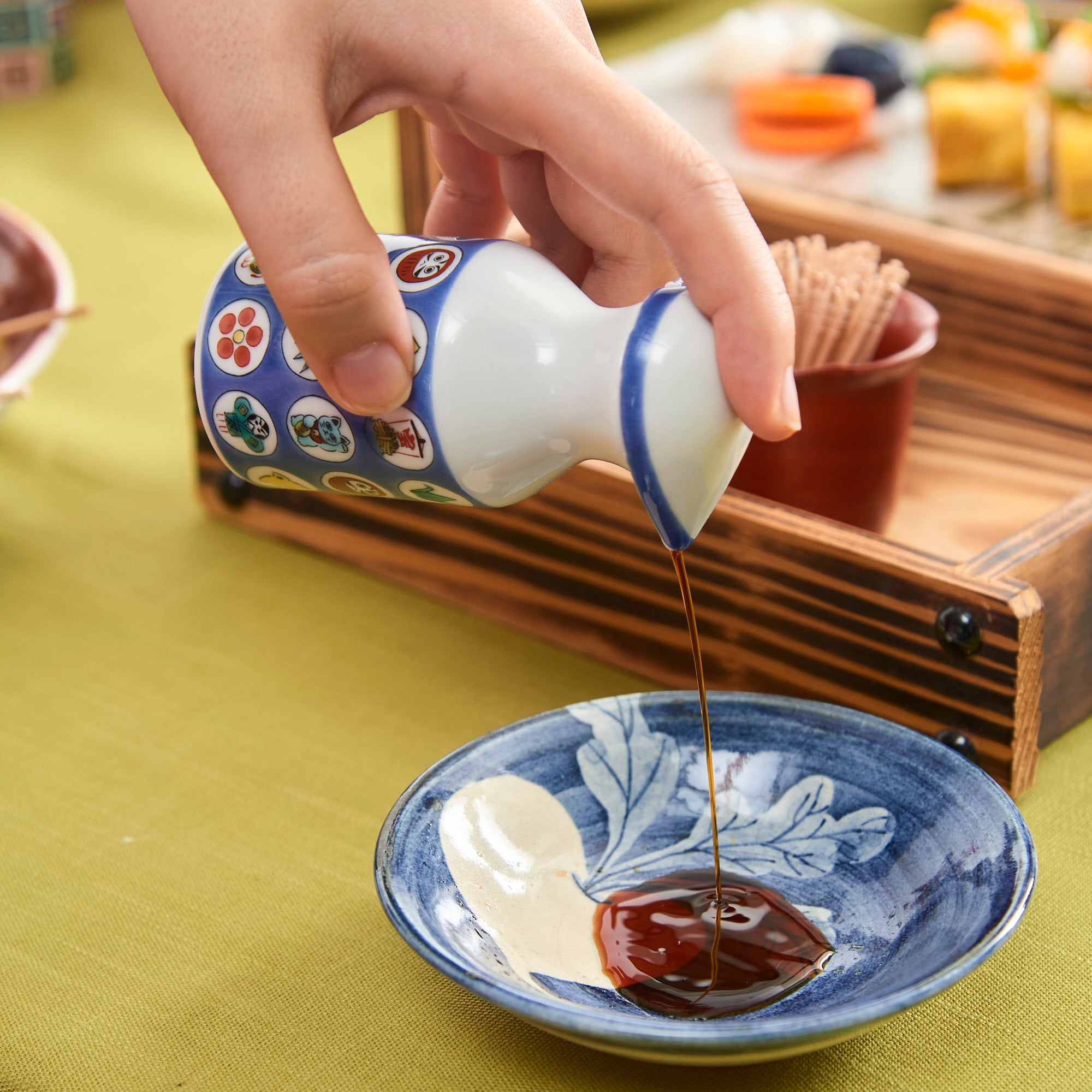 Patterned Soy Sauce Dispenser