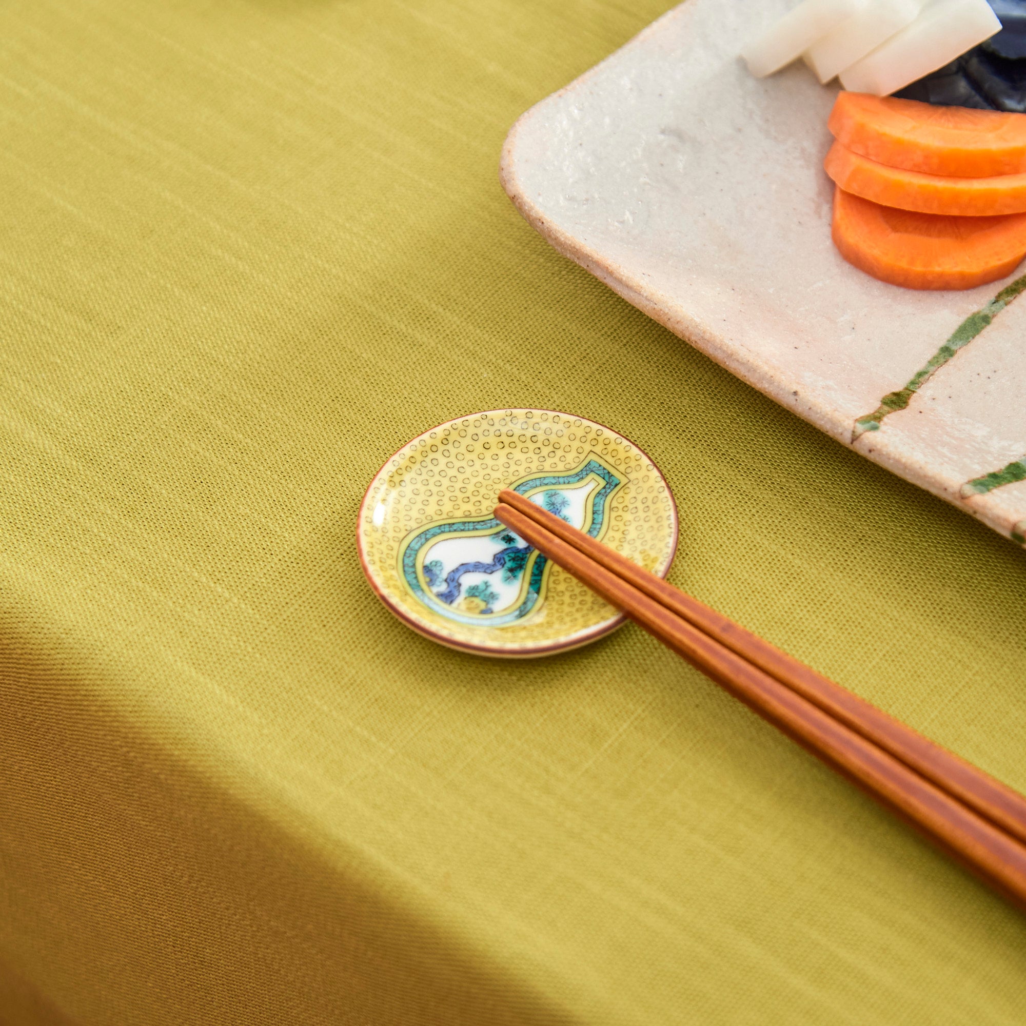 Patterned Chopstick Rest Set