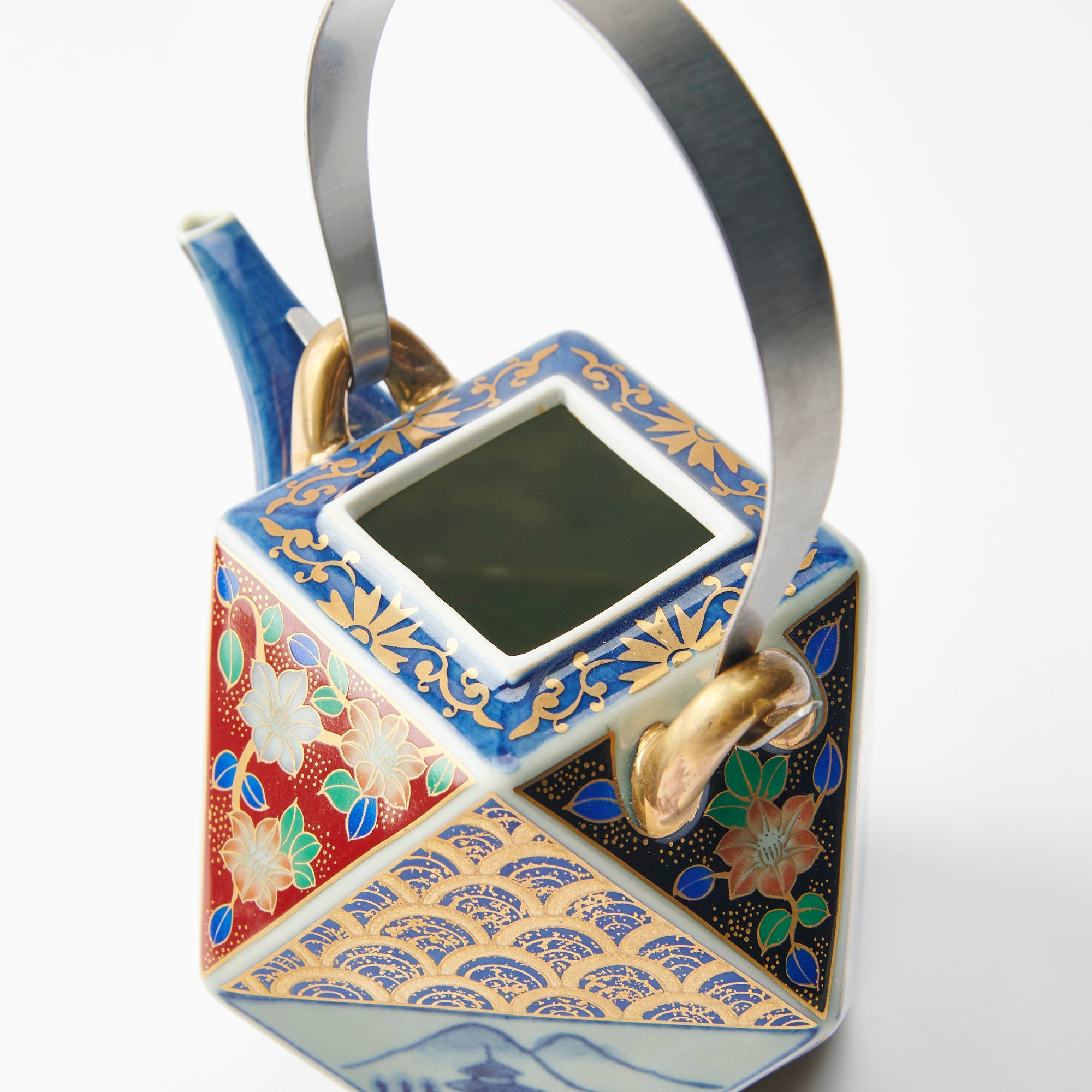 Antiguo juego de sake Imari Kinrande