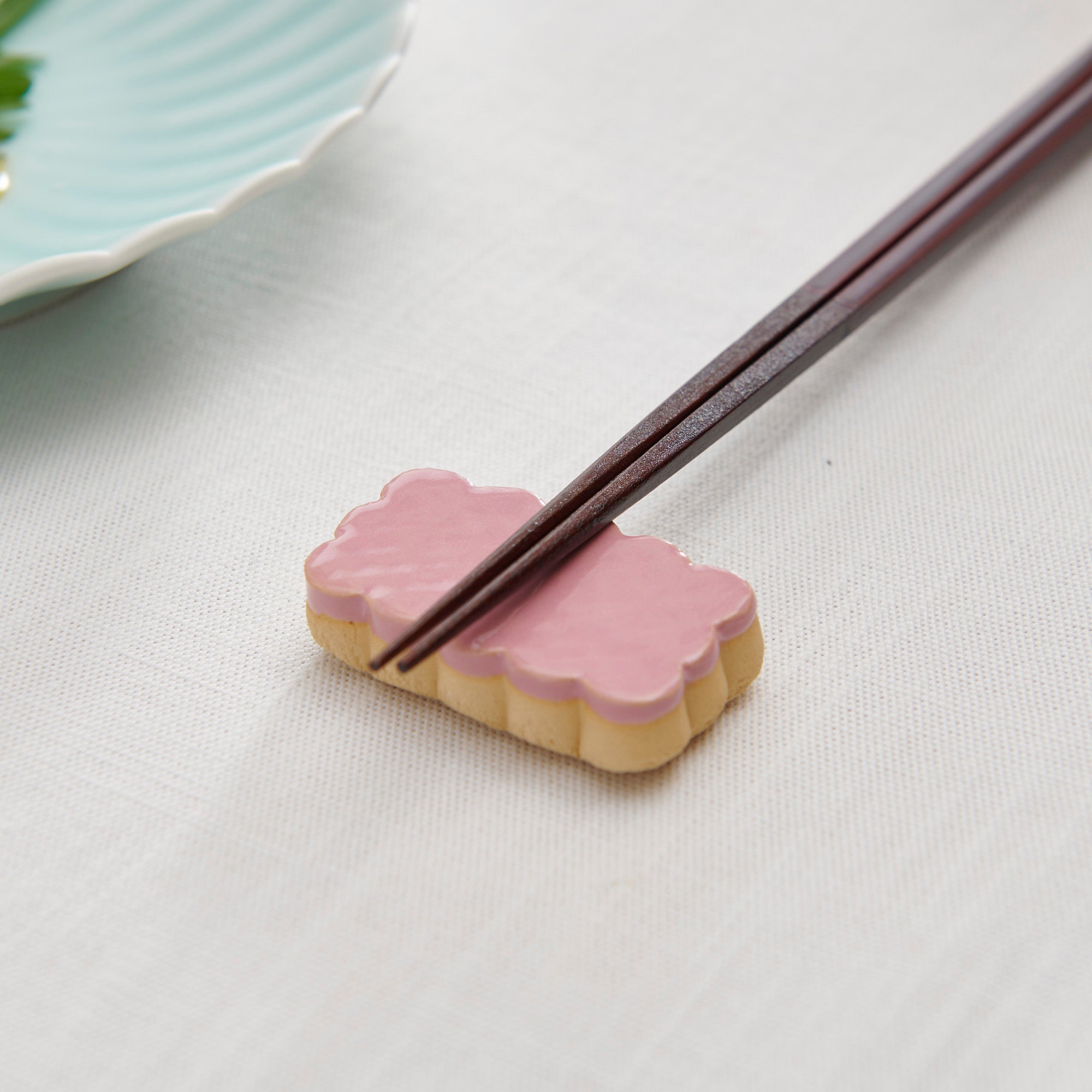 Biscuit Chopstick Rest