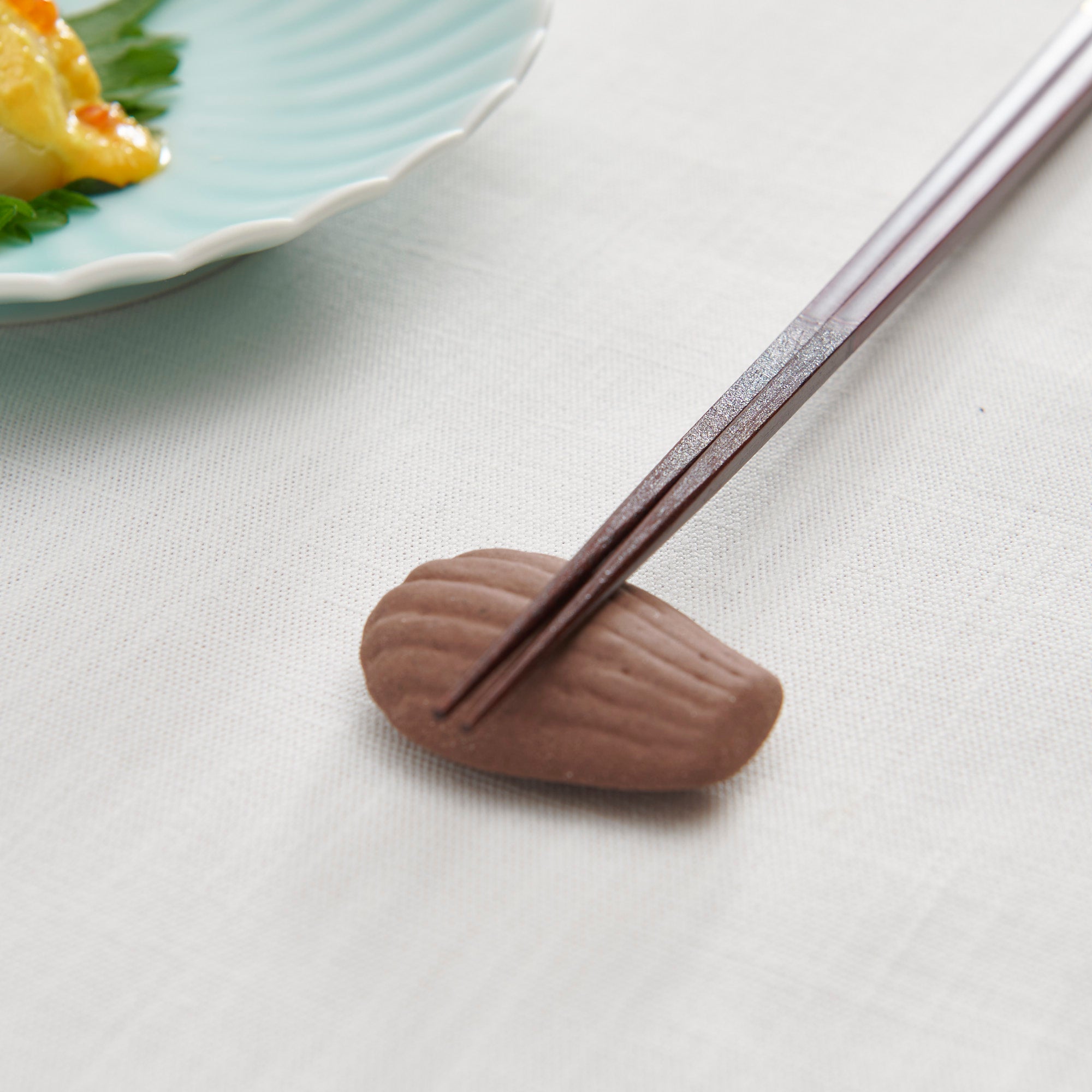 Madeleine Chopstick Rest