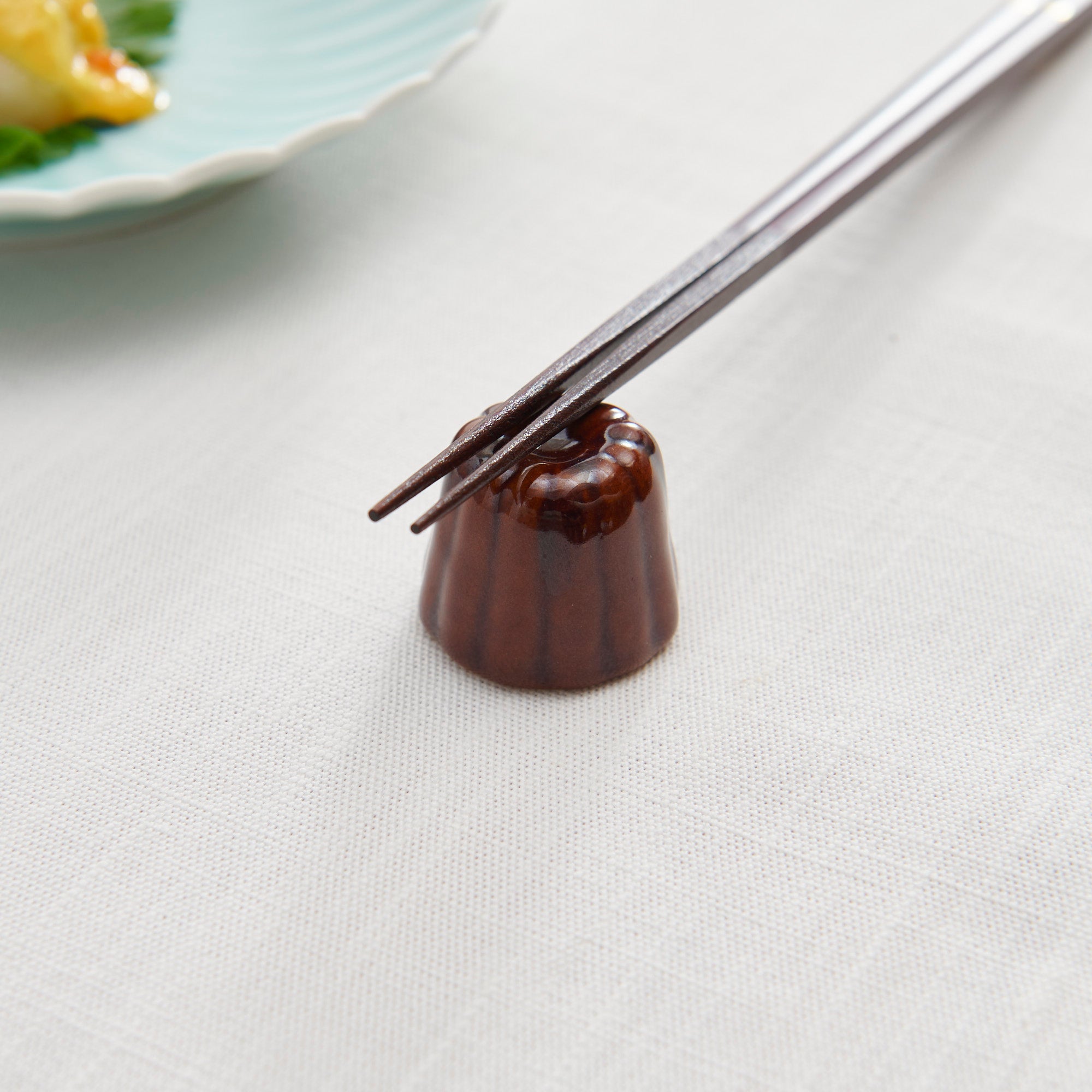 Canelé Chopstick Rest